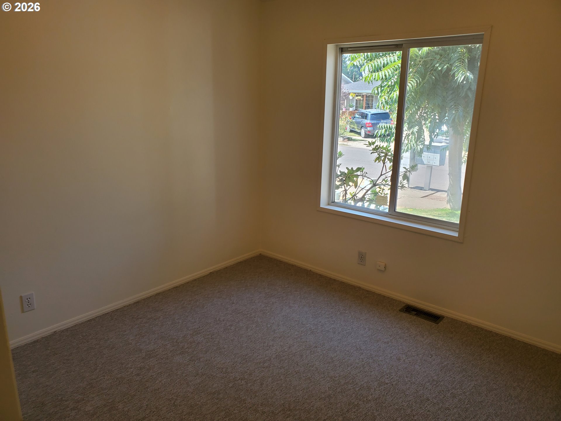 1376 David Ave Property Photo 26