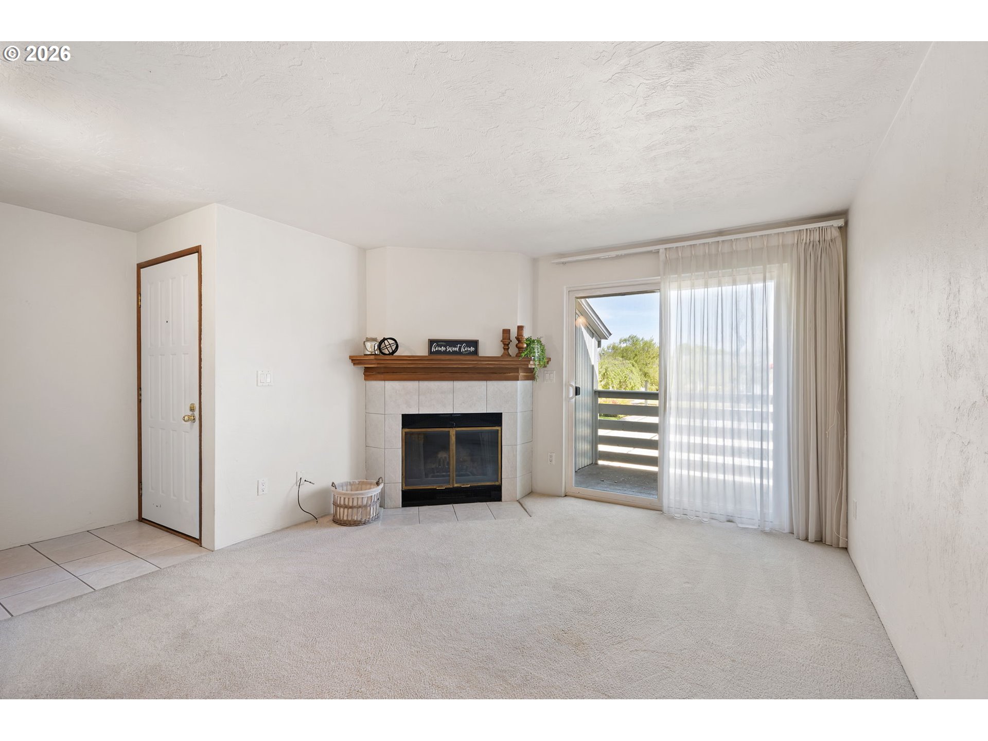 650 Harlow Rd 248 Property Photo 8
