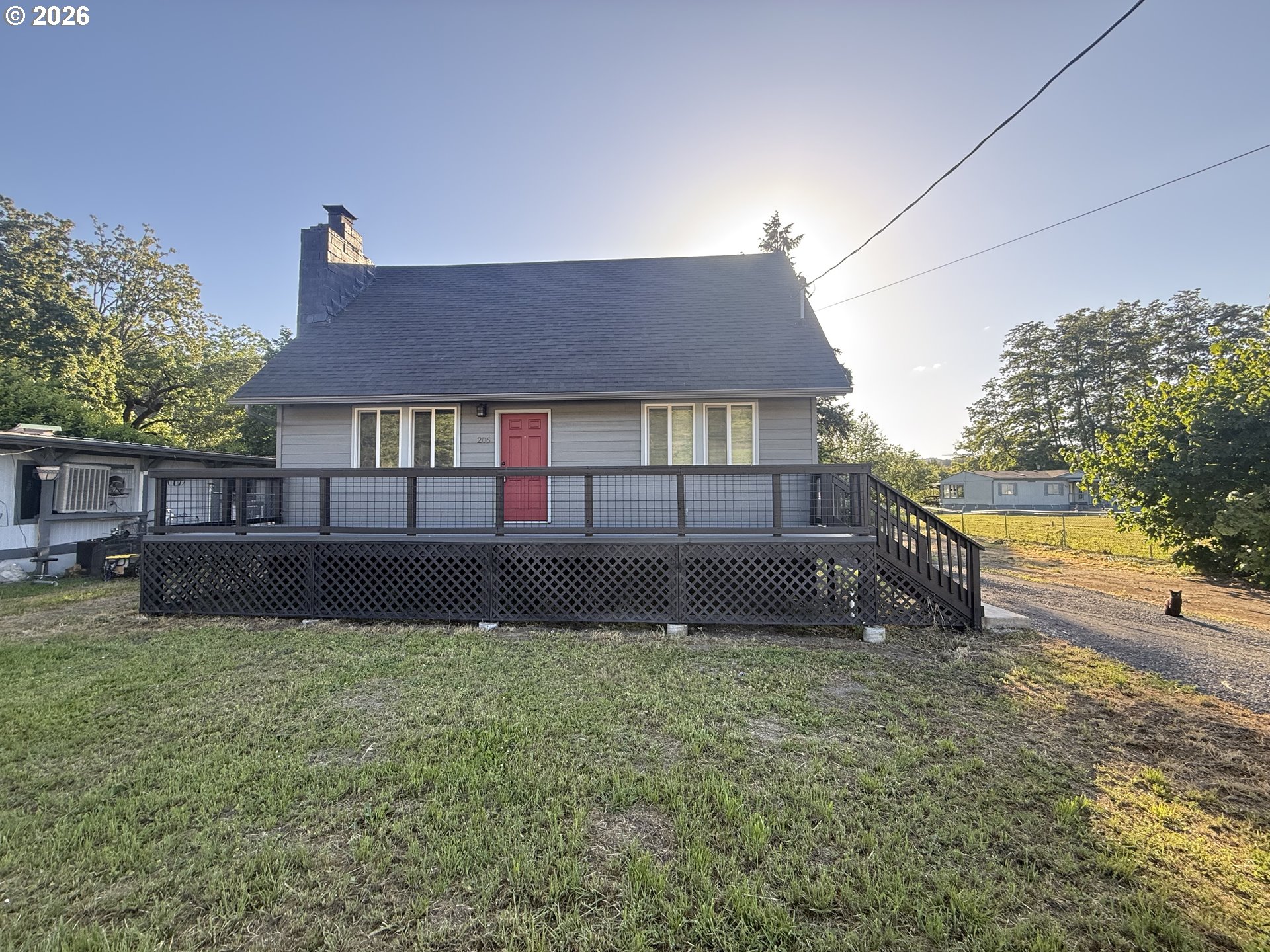206 CHURCH ST