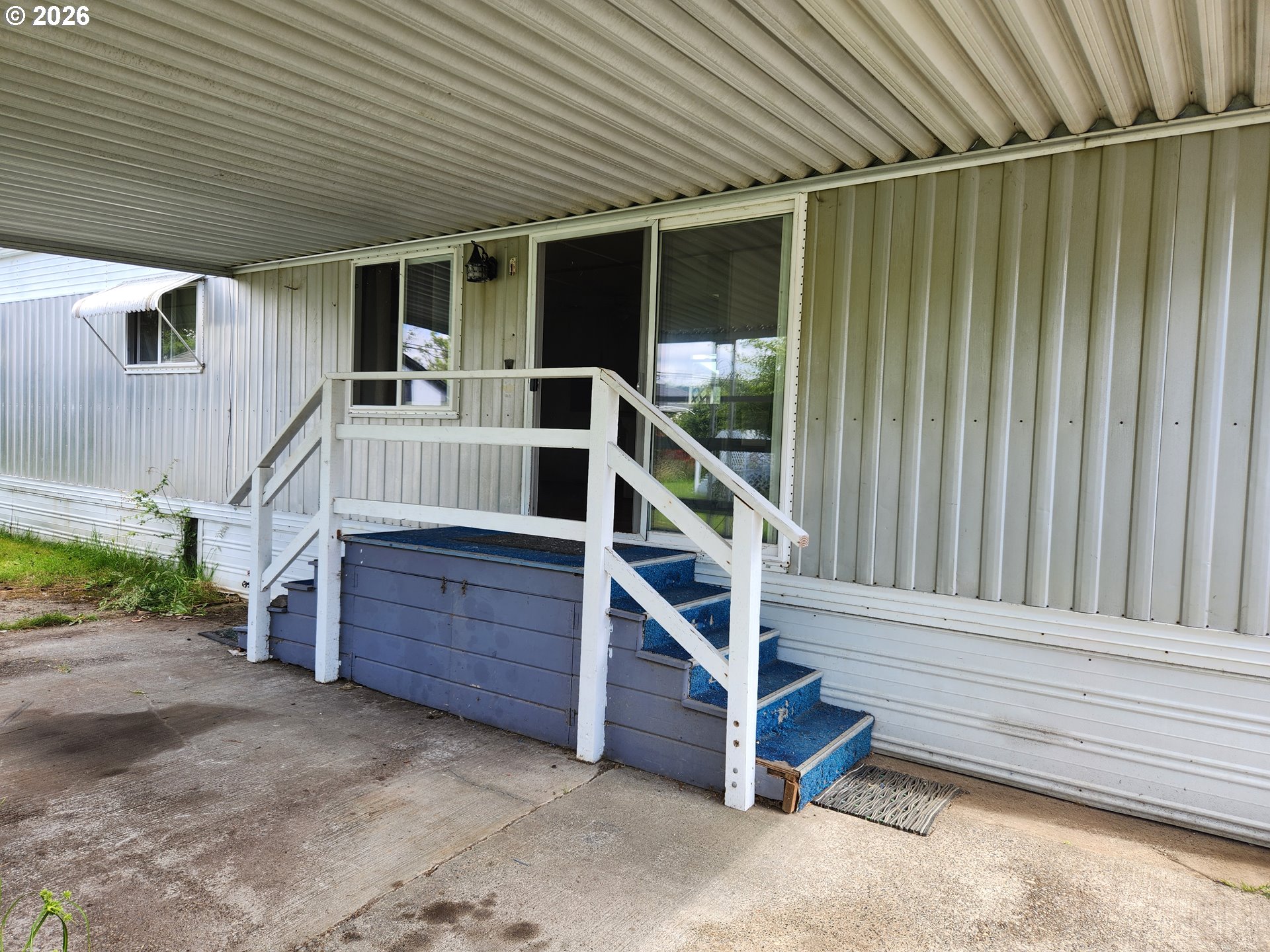 1413 Hawthorne Ave Property Photo 4