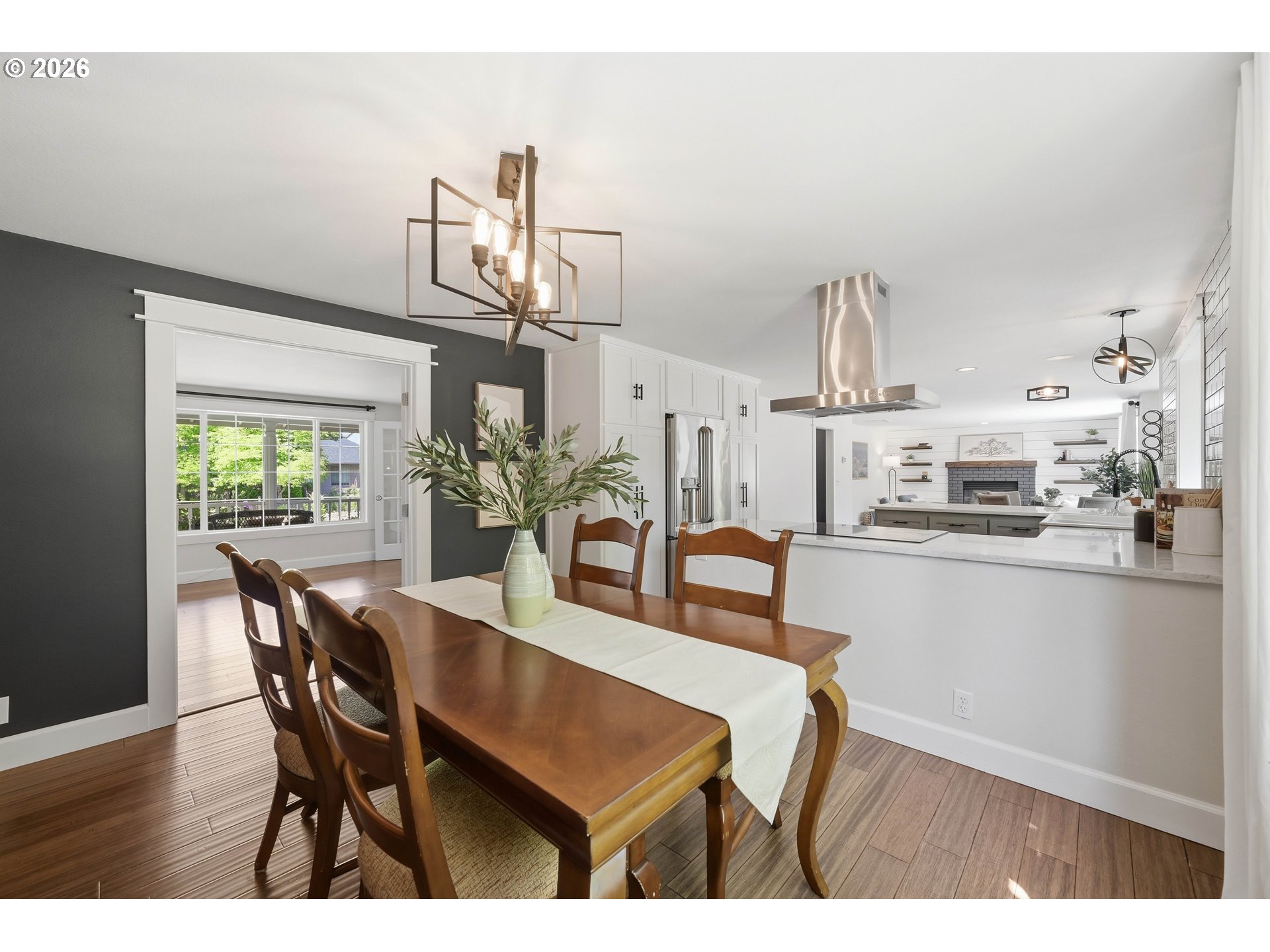 1639 Victorian Way Property Photo 10