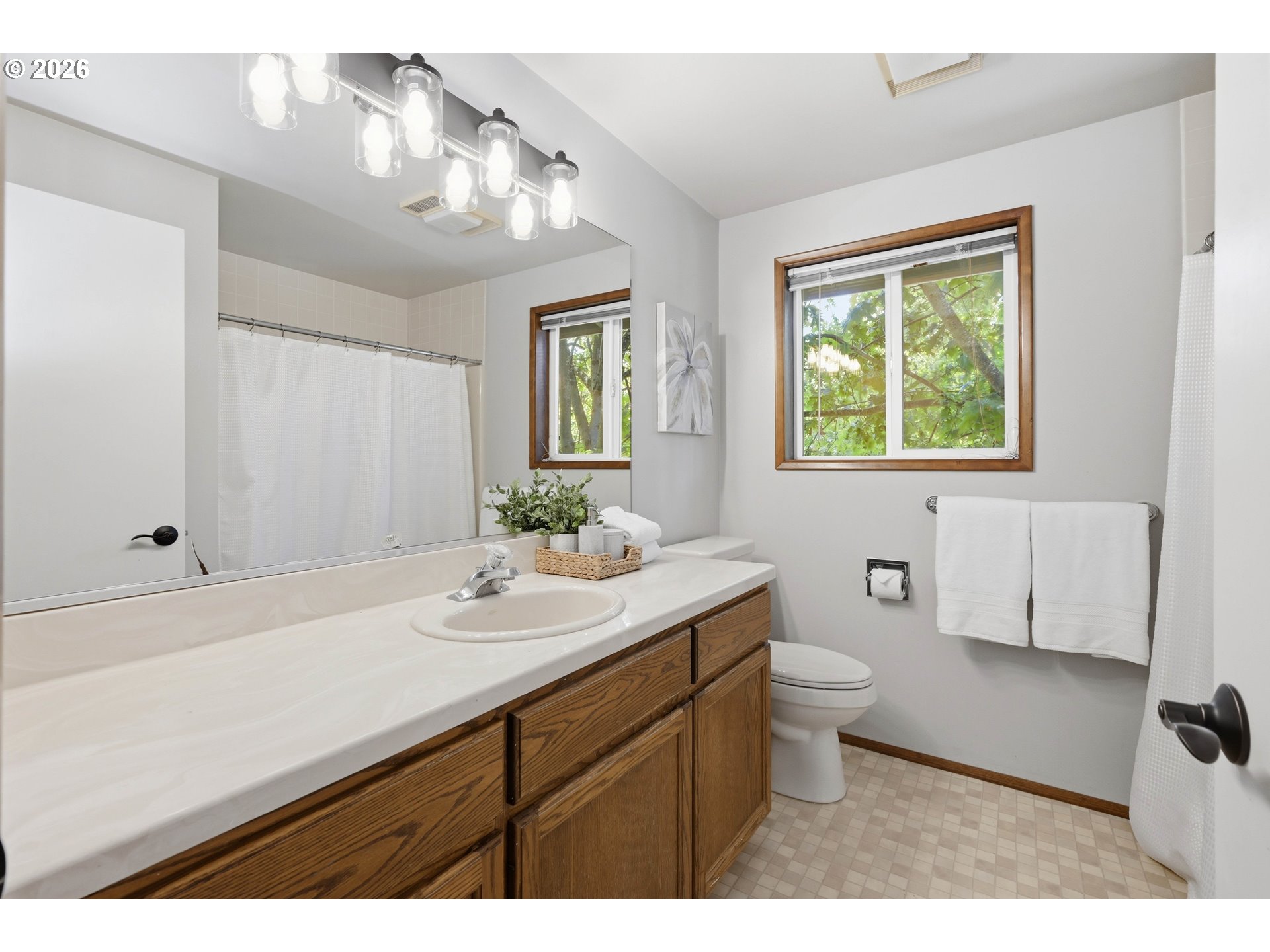 1639 Victorian Way Property Photo 27