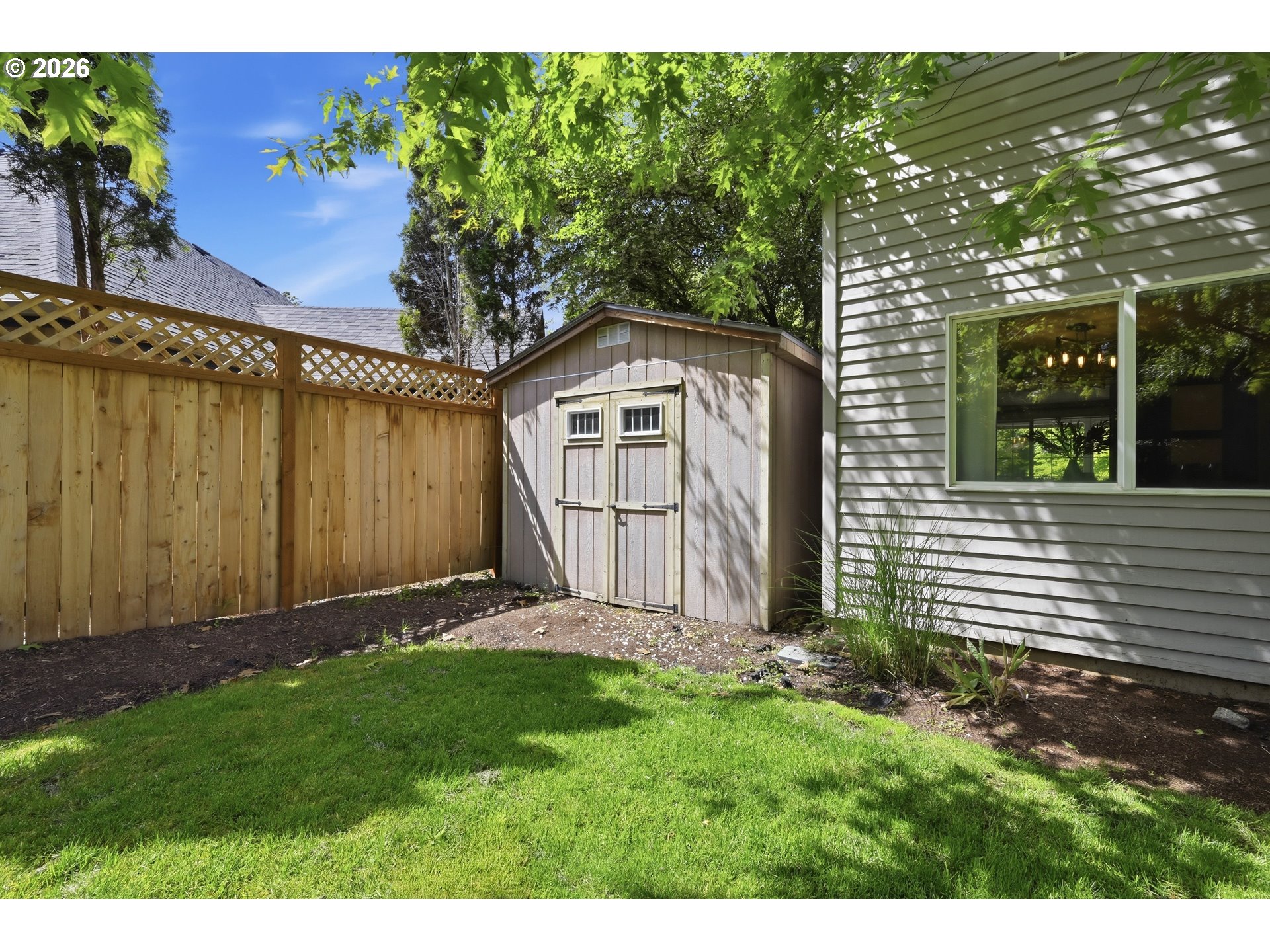 1639 Victorian Way Property Photo 33