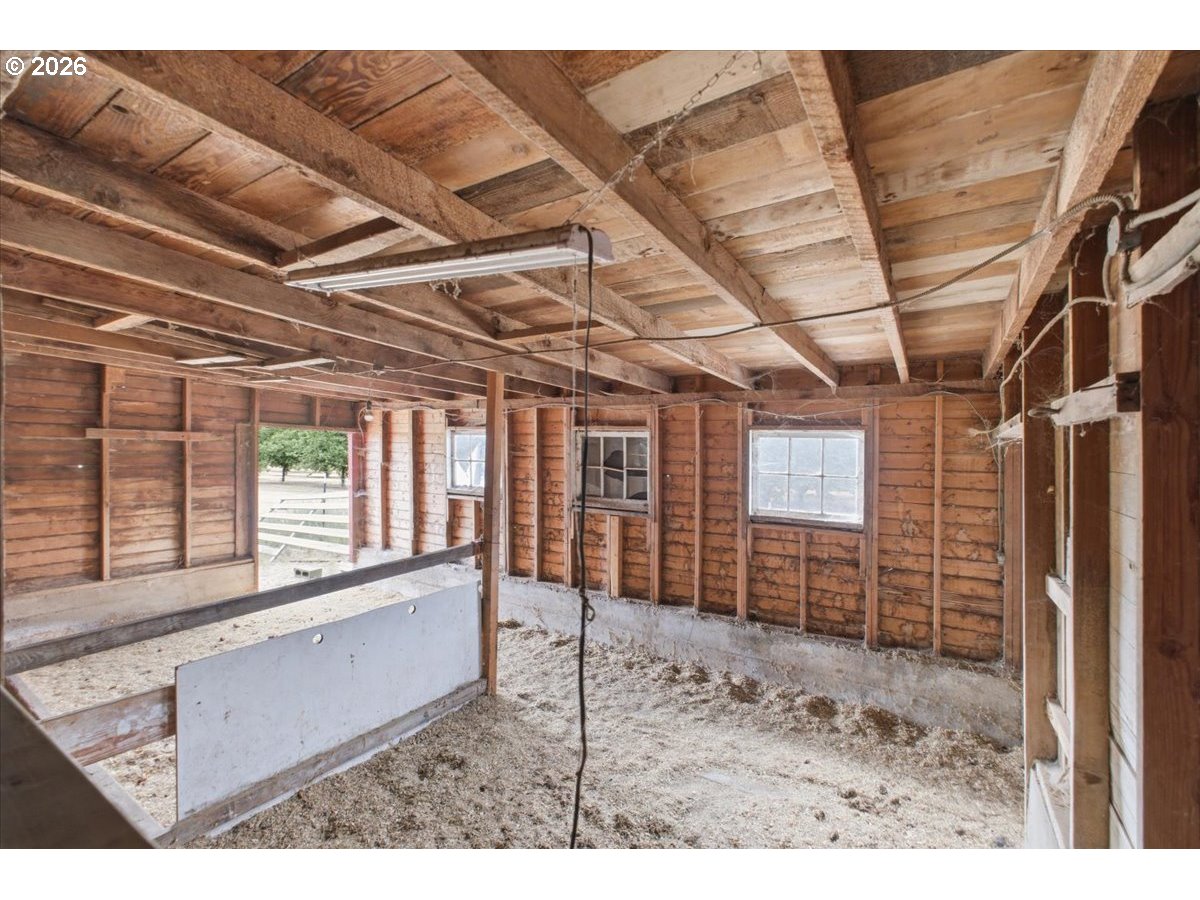 93419 River Rd Property Photo 36