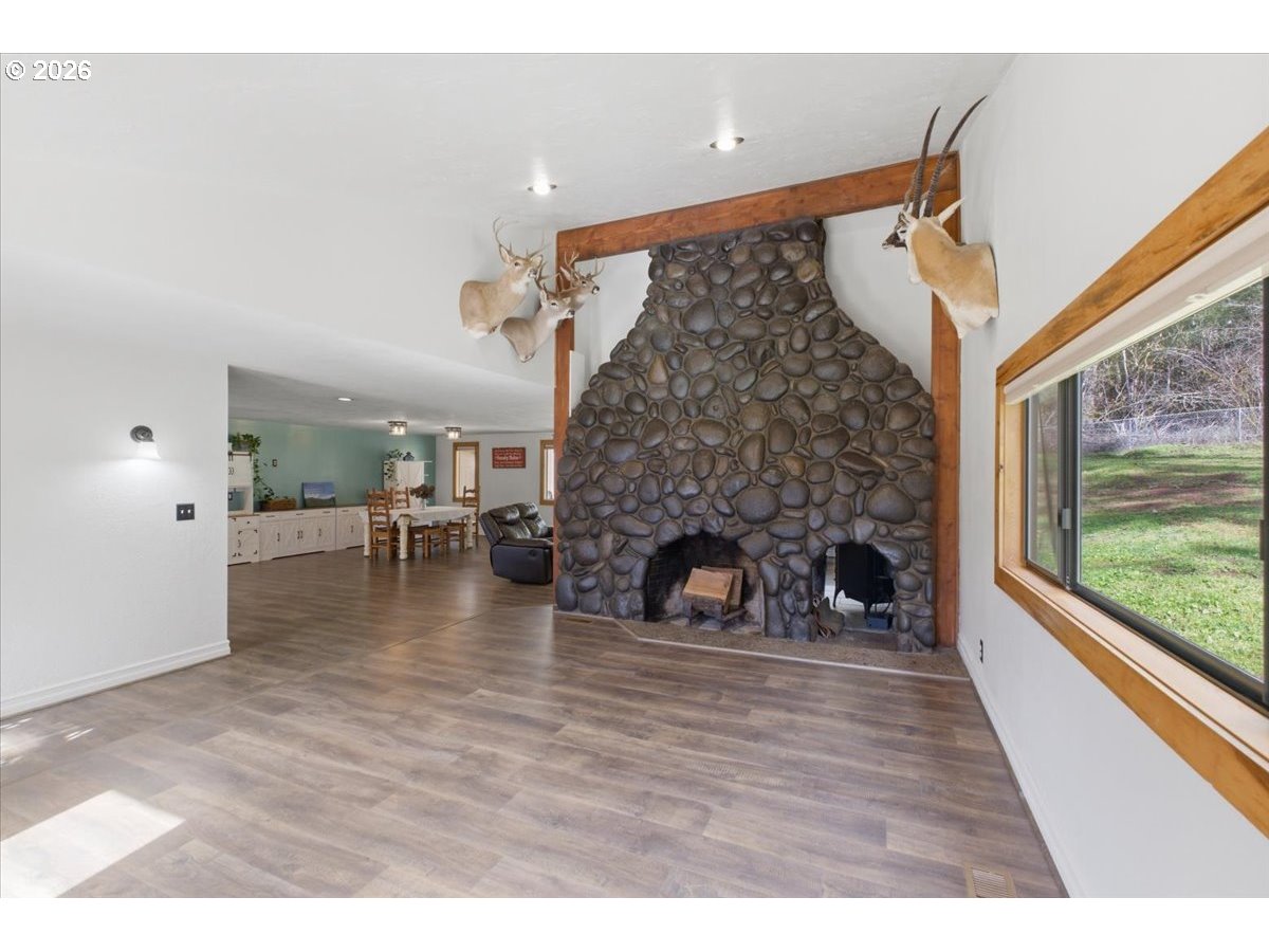 40875 Peoples Dr Property Photo 11