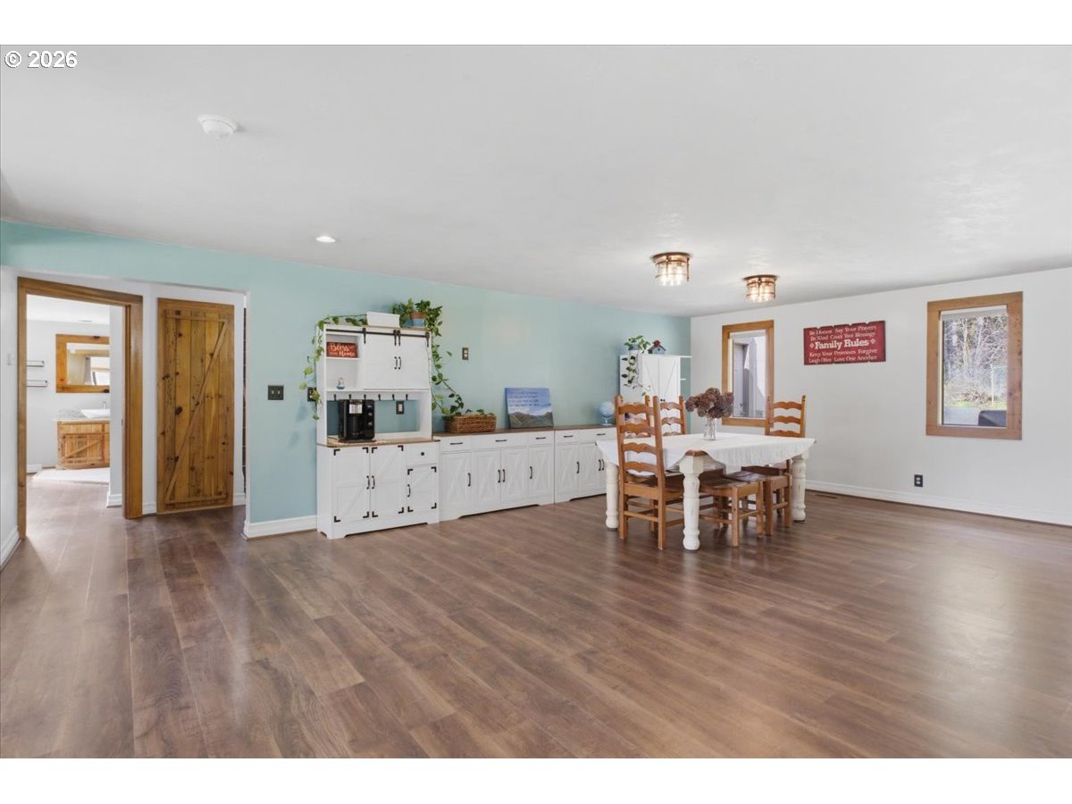 40875 Peoples Dr Property Photo 18