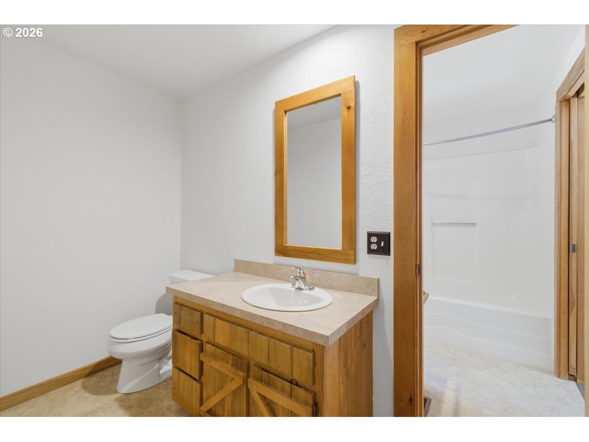 40875 Peoples Dr Property Photo 40