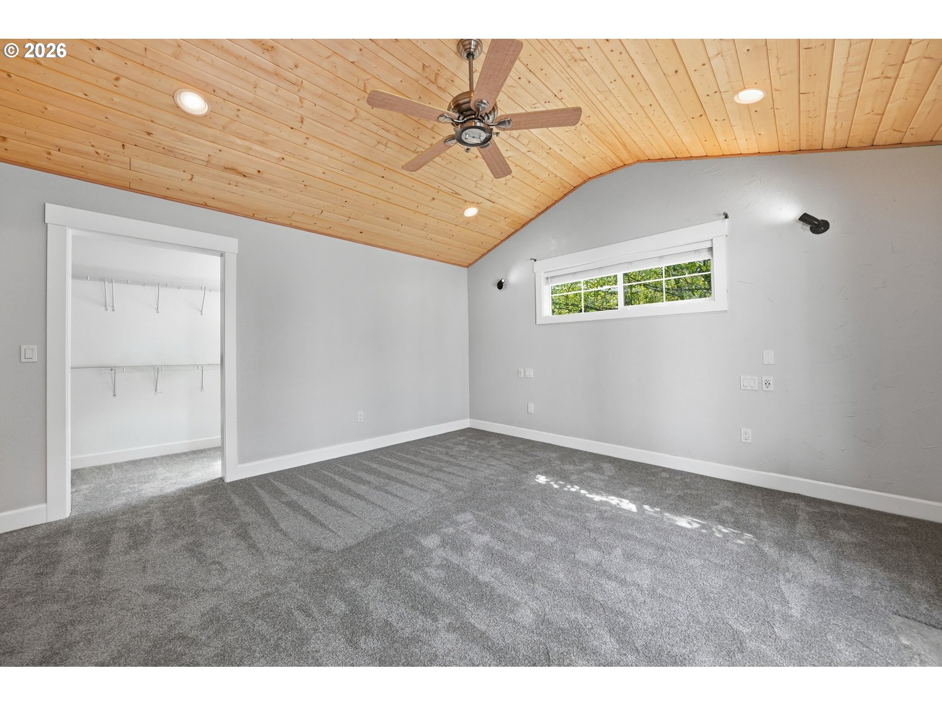 2245 Ne Shepard Rd Property Photo 10