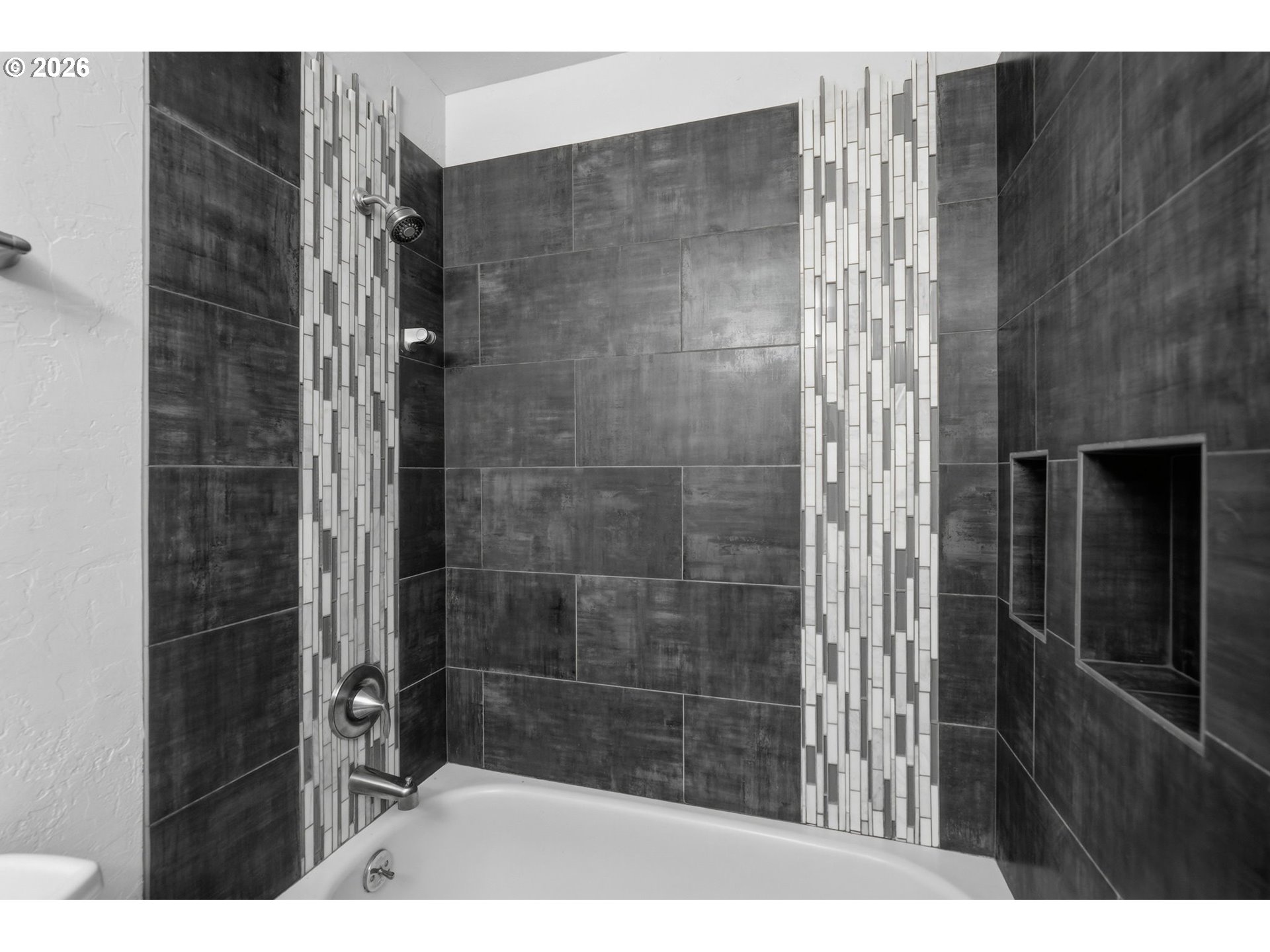 2245 Ne Shepard Rd Property Photo 25