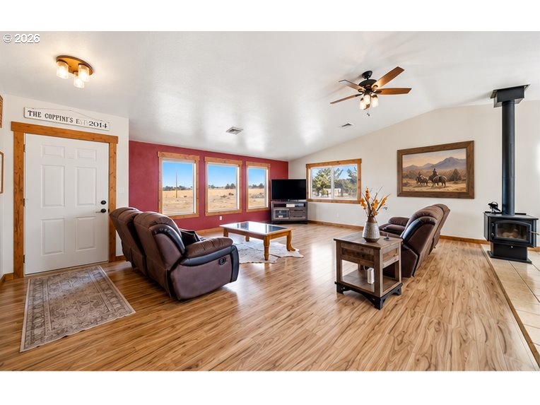 7200 Sw Highway 126 Property Photo 6
