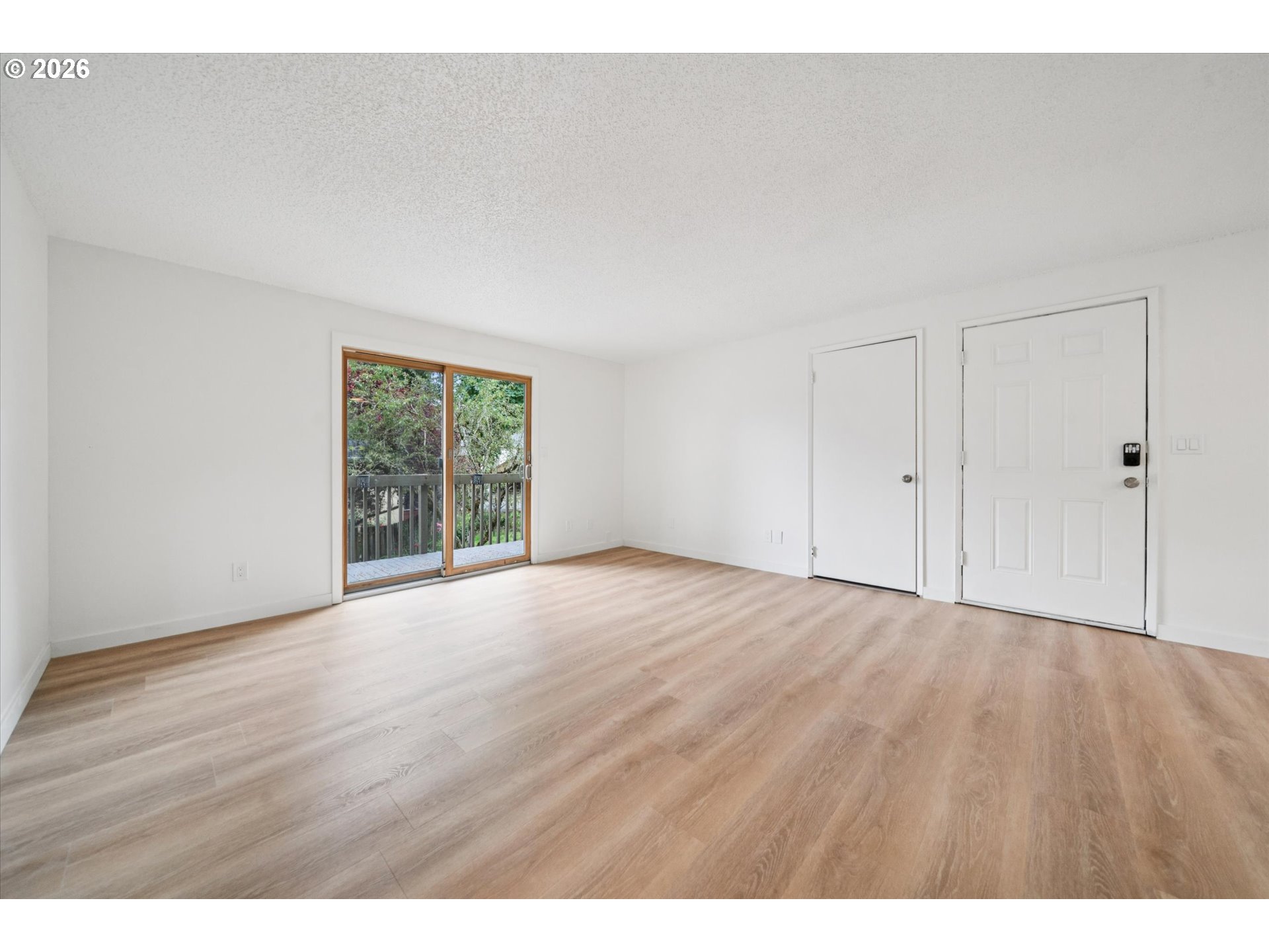 3924 Se 168th Ave Property Photo 5