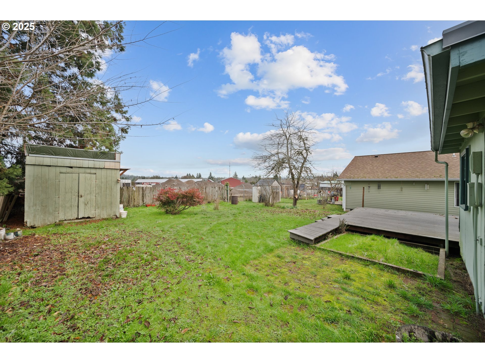 948 Sw Maple St Property Photo 27
