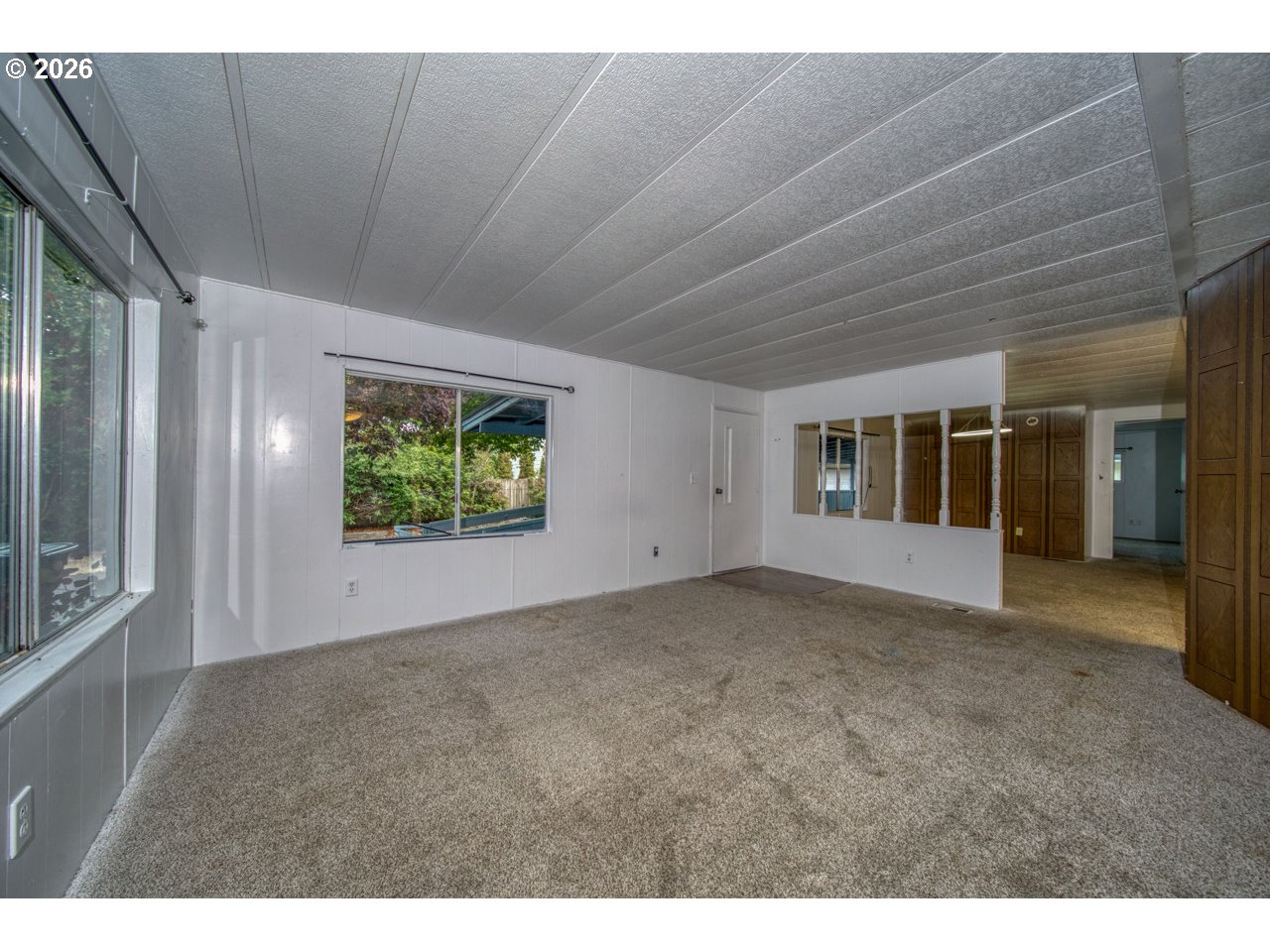 615 Tiara St Property Photo 5