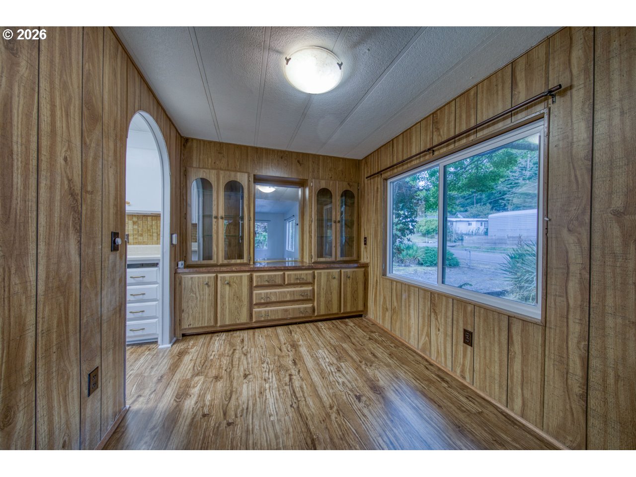 615 Tiara St Property Photo 7