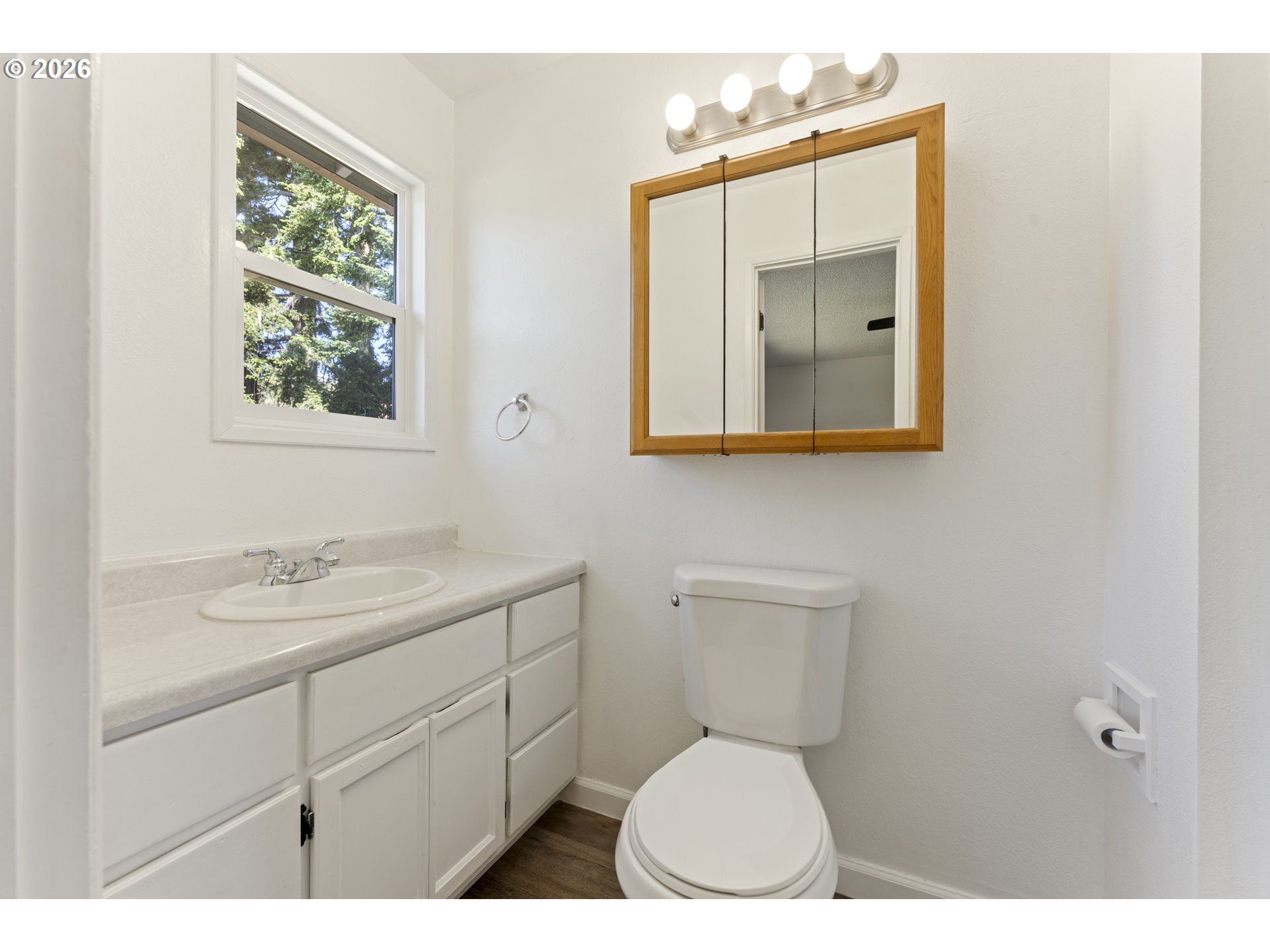 2230 Oak St Property Photo 20
