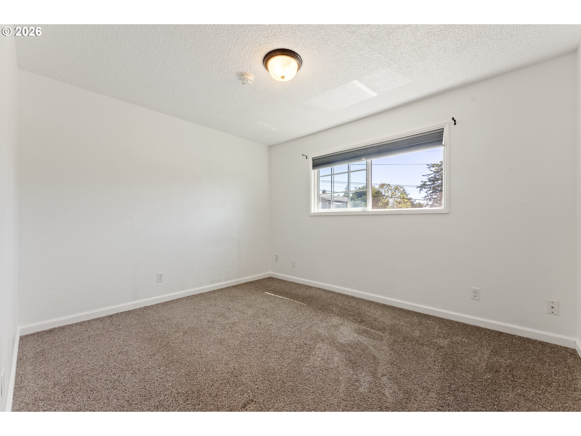 2230 Oak St Property Photo 21