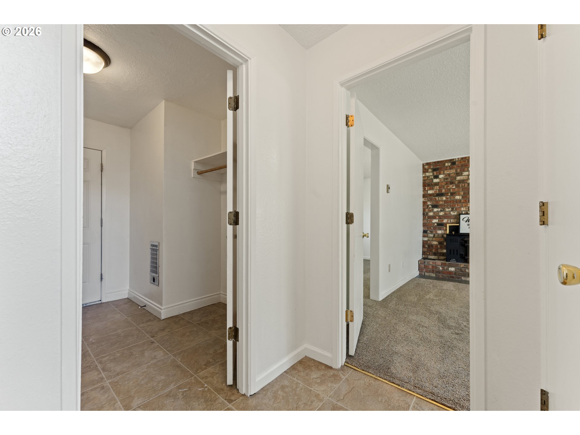 2230 Oak St Property Photo 28