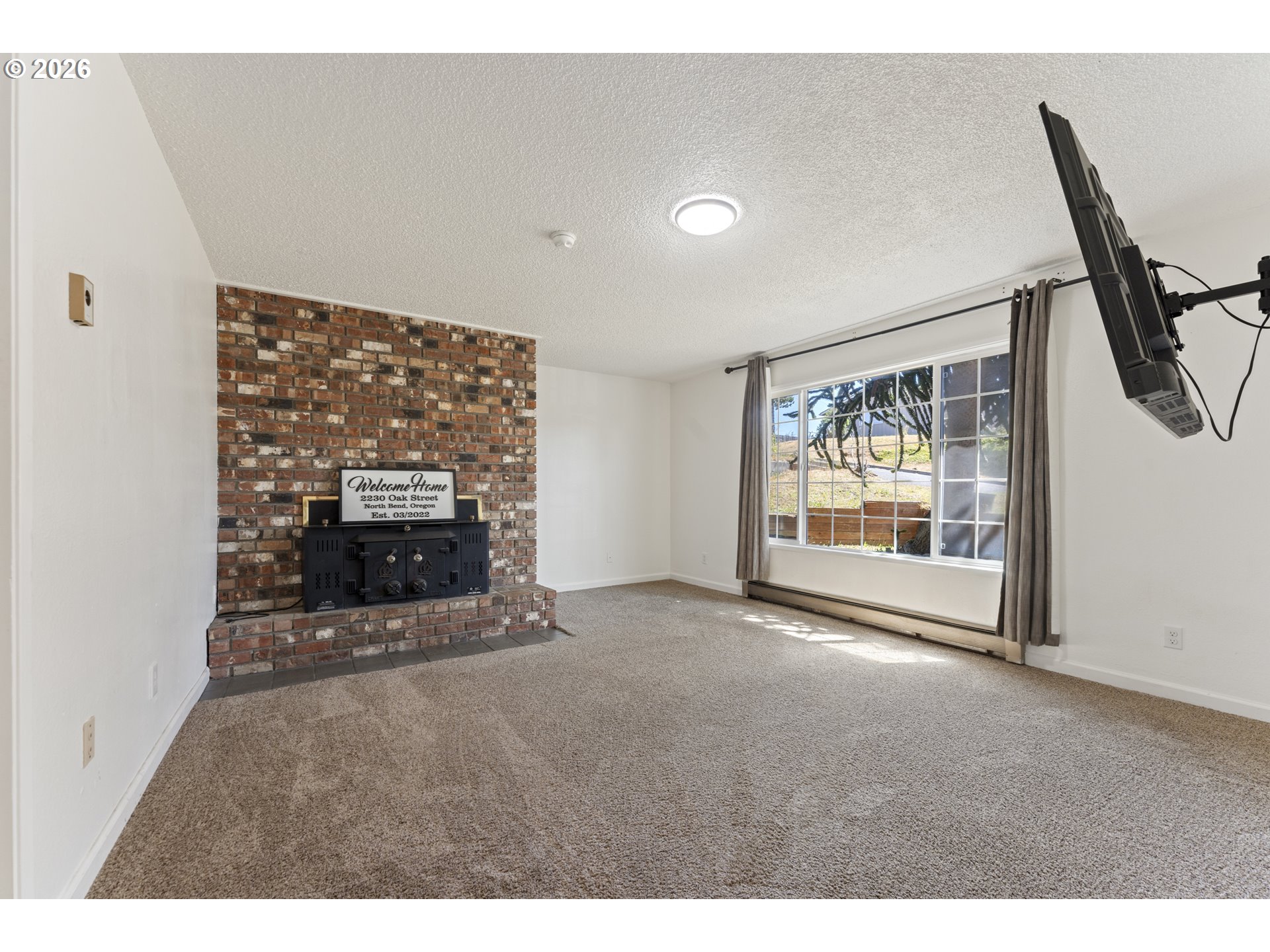 2230 Oak St Property Photo 30