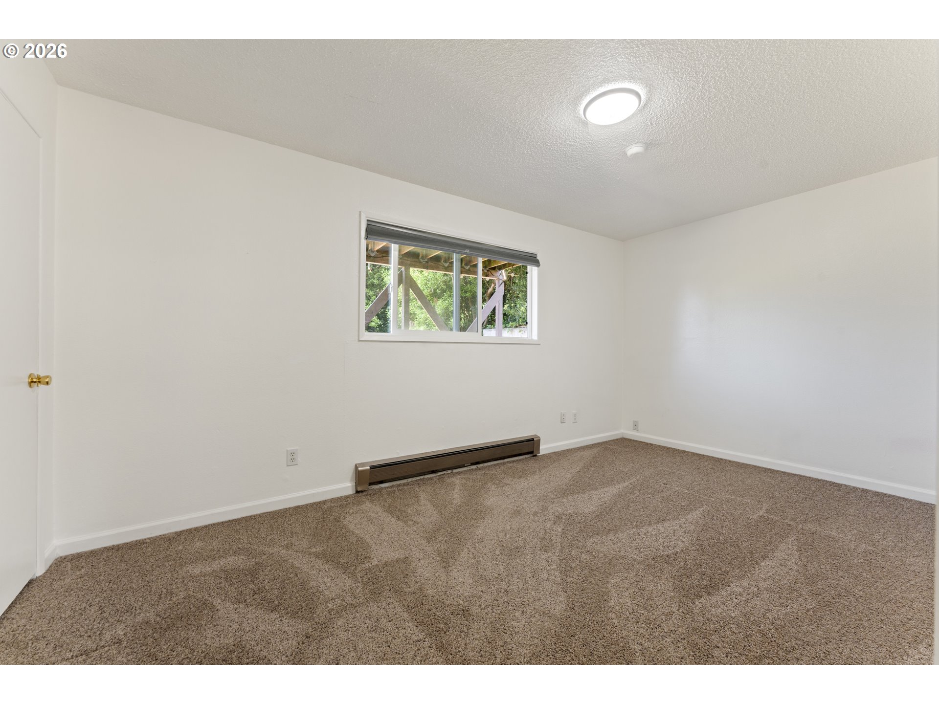 2230 Oak St Property Photo 33