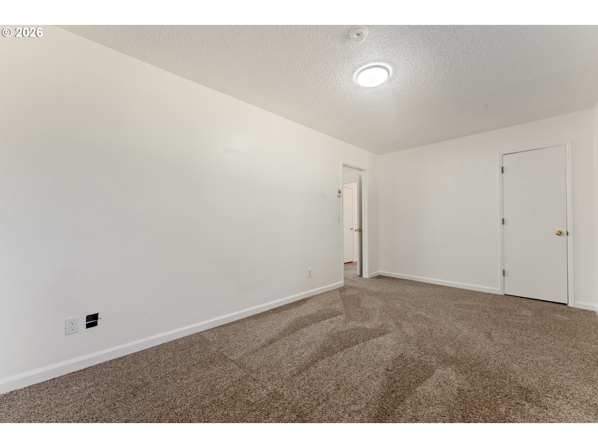2230 Oak St Property Photo 34