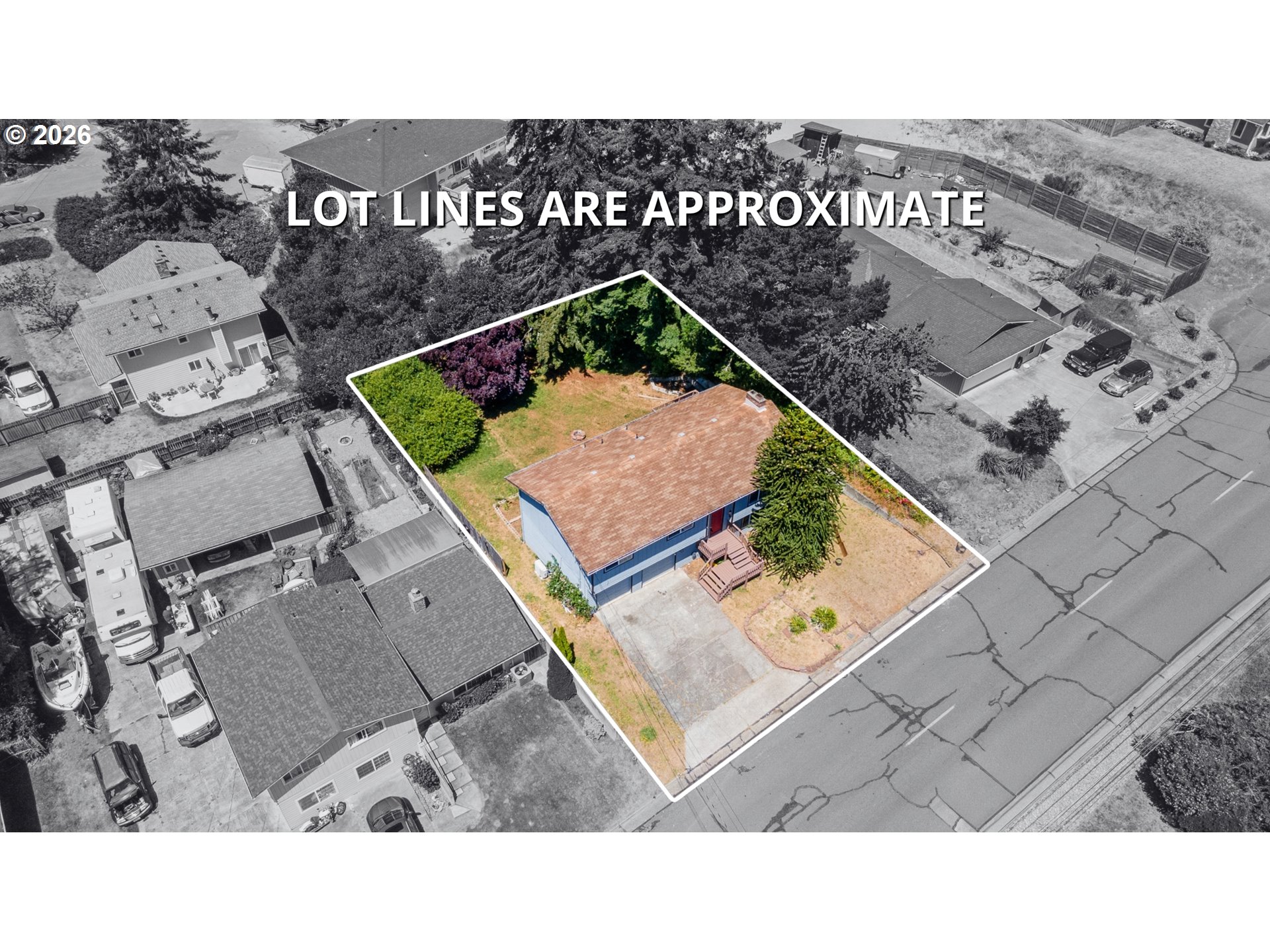 2230 Oak St Property Photo 41