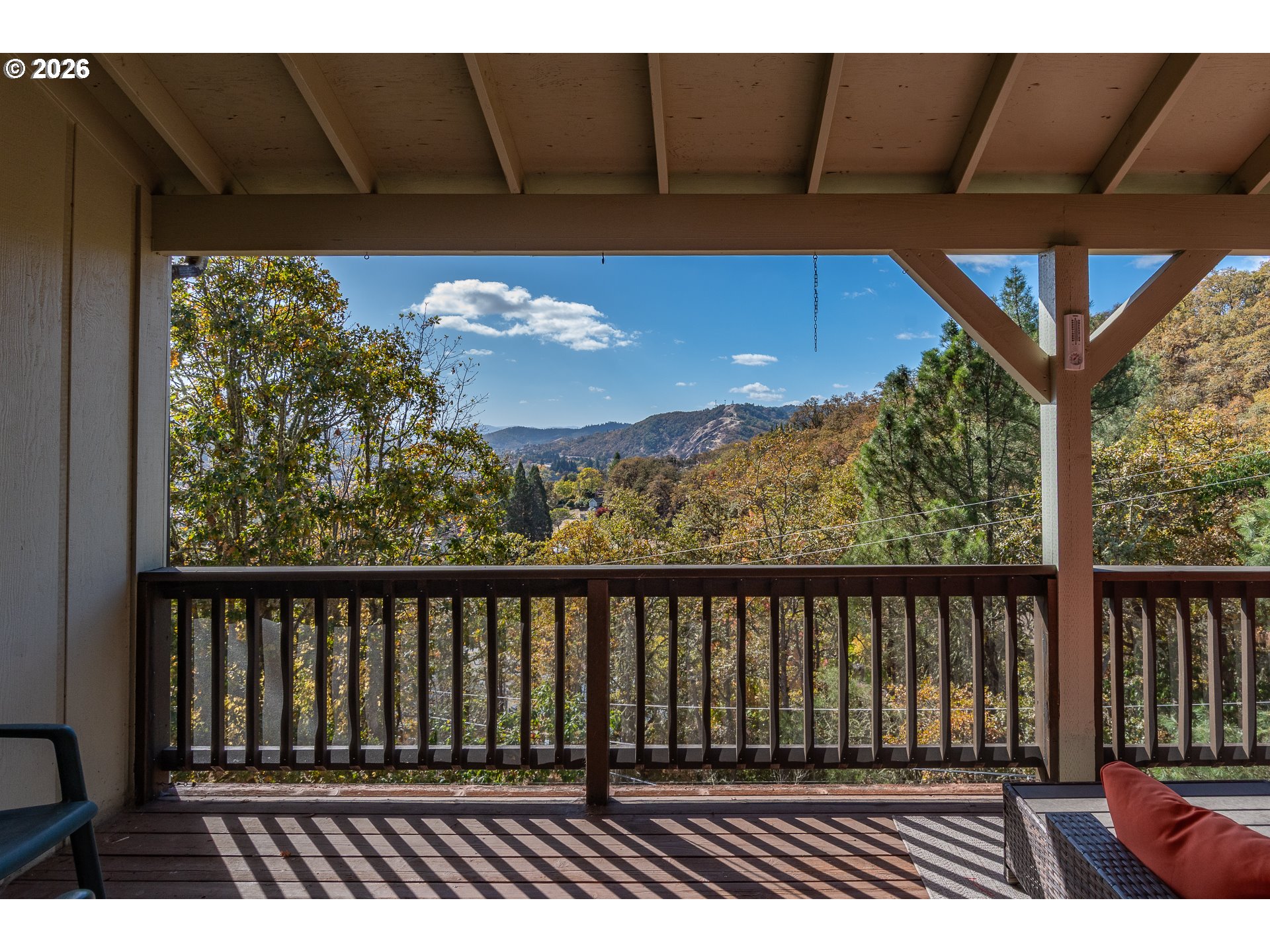 13 Ne Spyglass Loop Property Photo 8