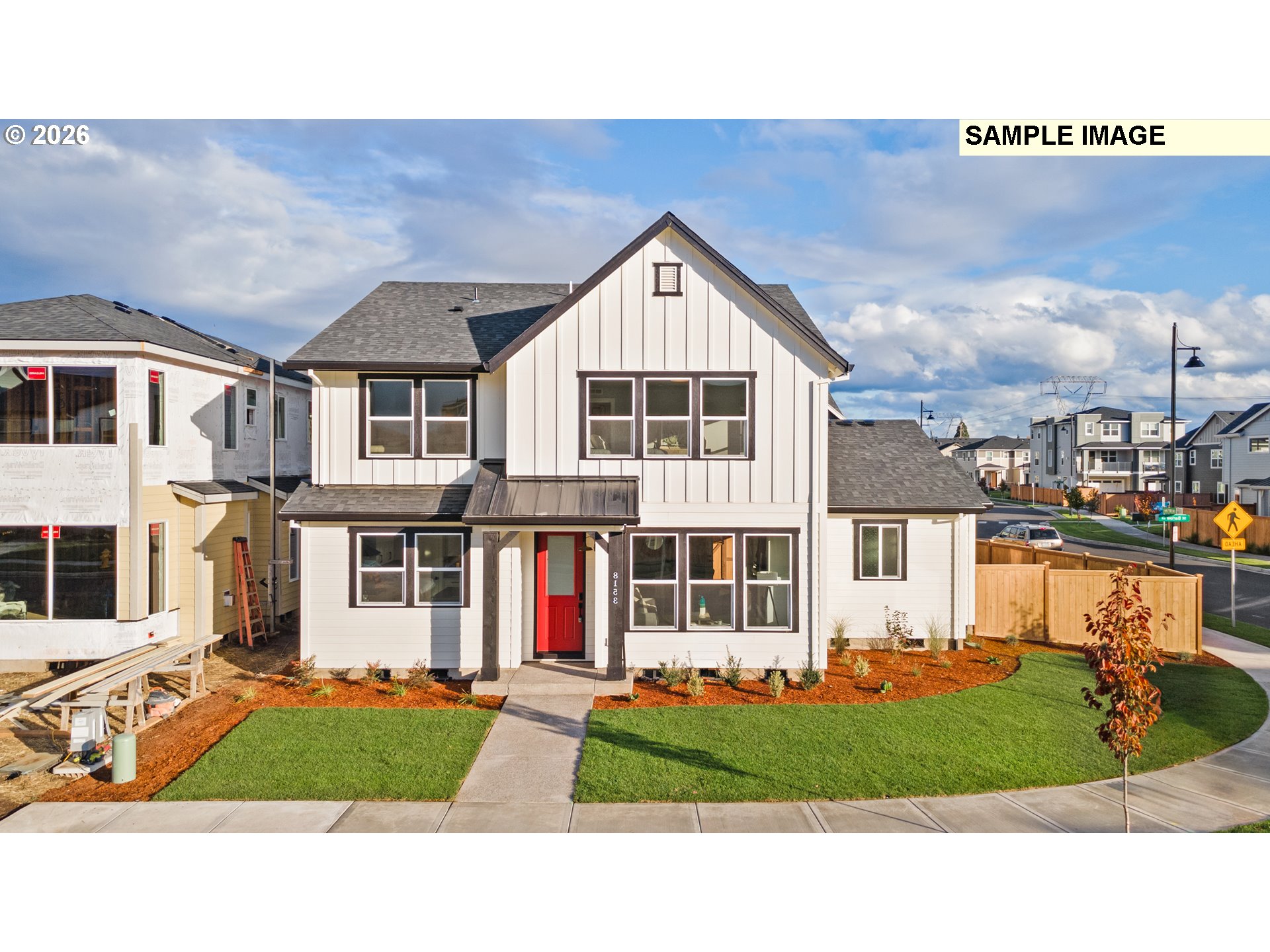 8589 SE CRABTREE ST Property Photo 1