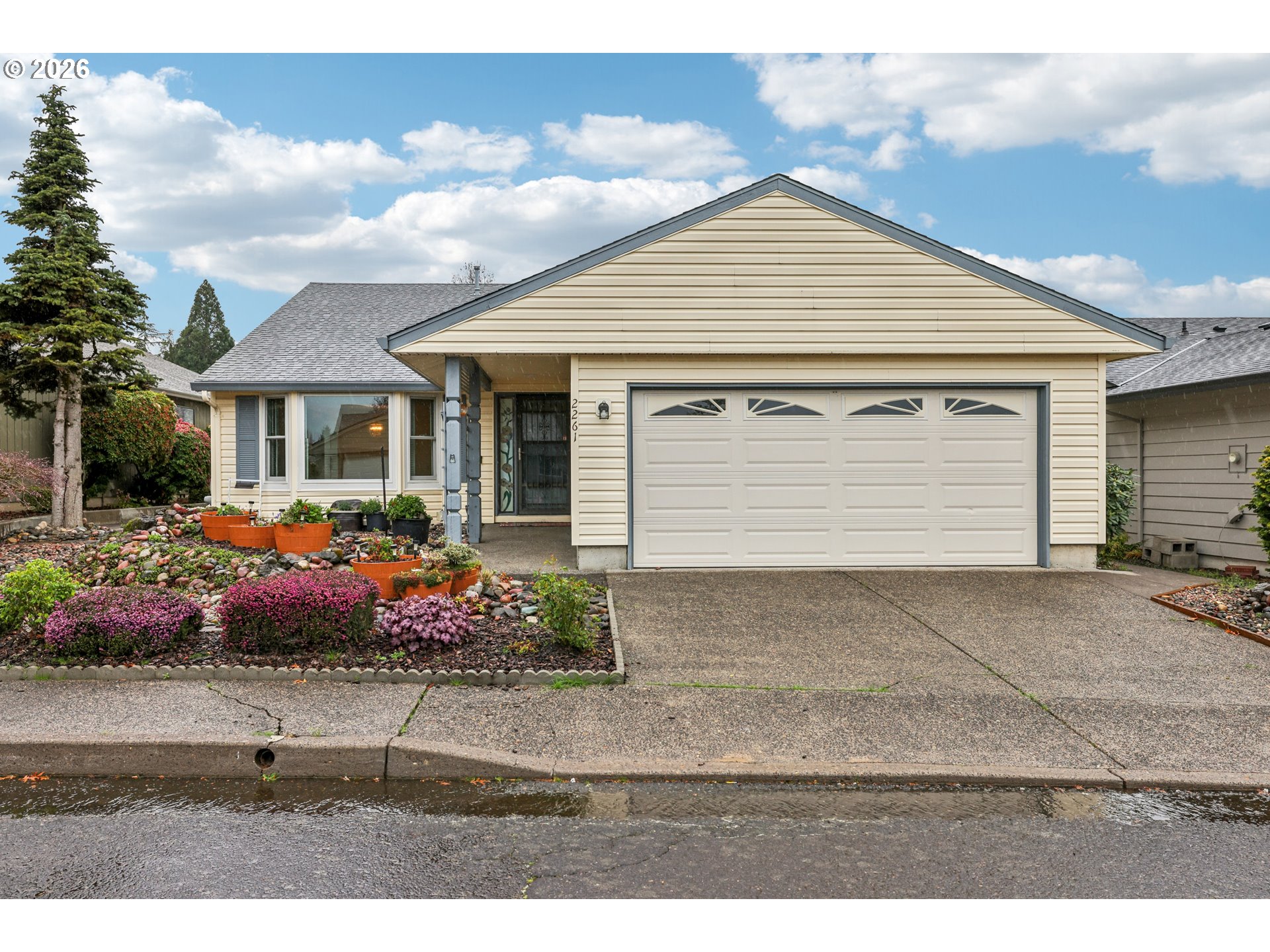 2261 NE 153RD AVE