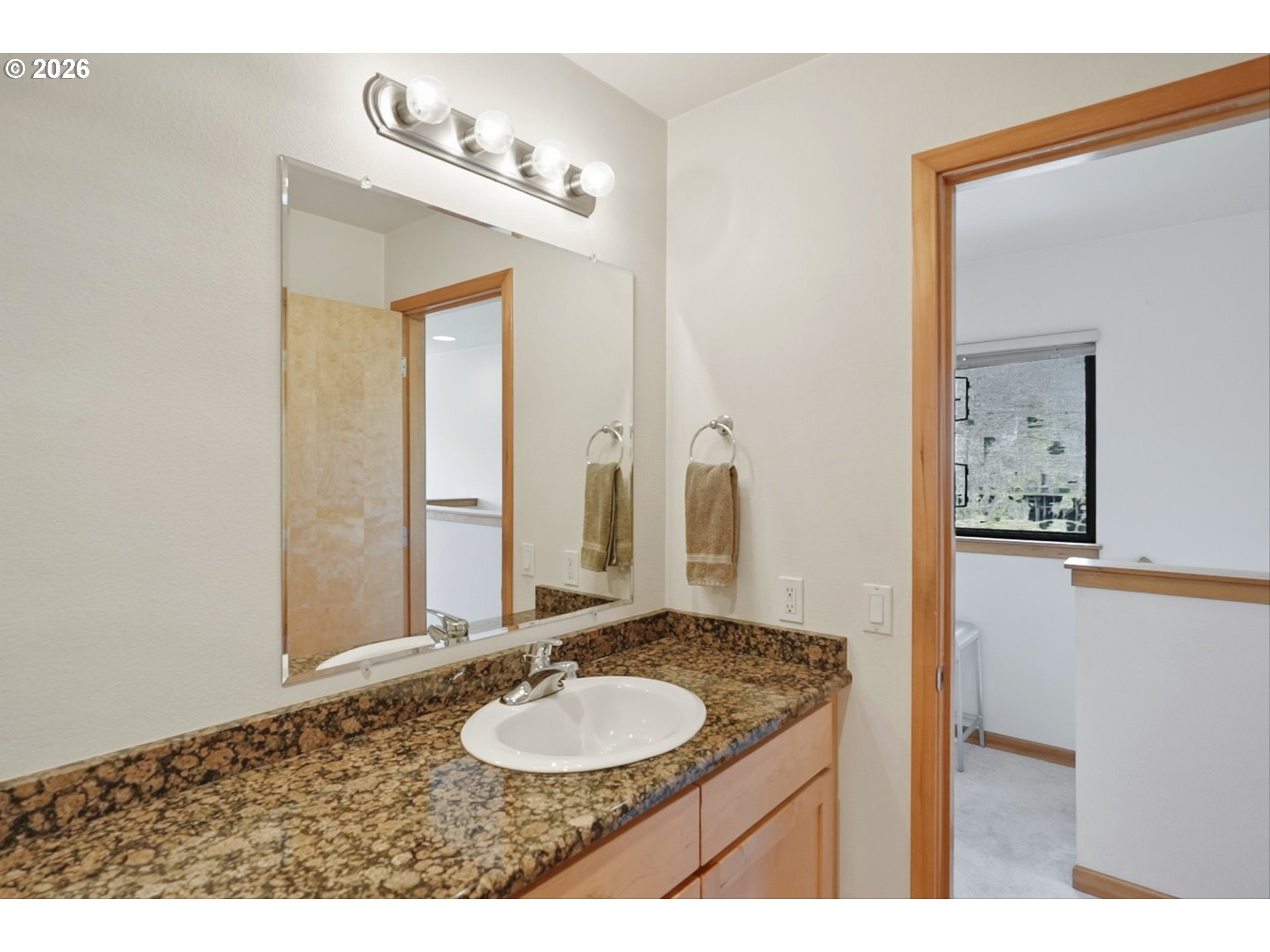 606 Nw Naito Pkwy A9 Property Photo 21