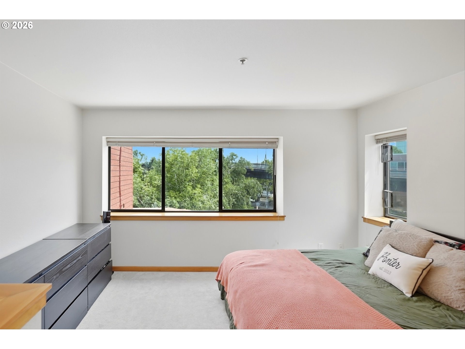 606 Nw Naito Pkwy A9 Property Photo 22