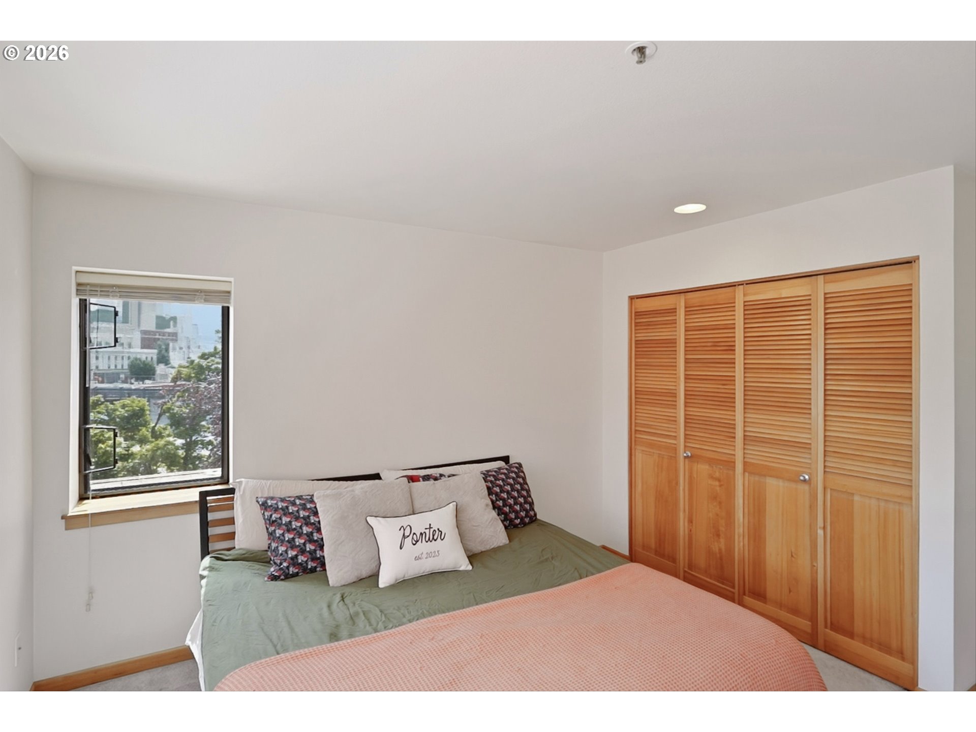 606 Nw Naito Pkwy A9 Property Photo 23