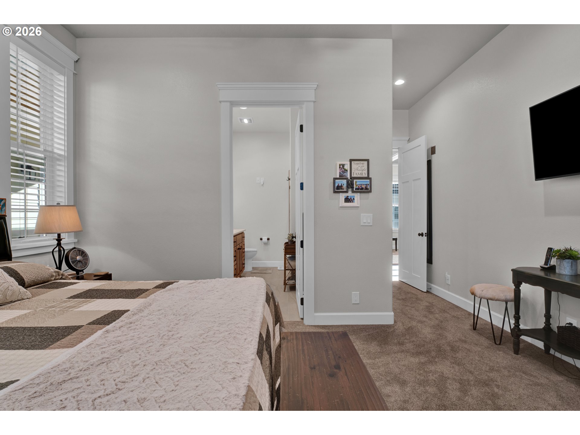290 Harbor St Property Photo 21