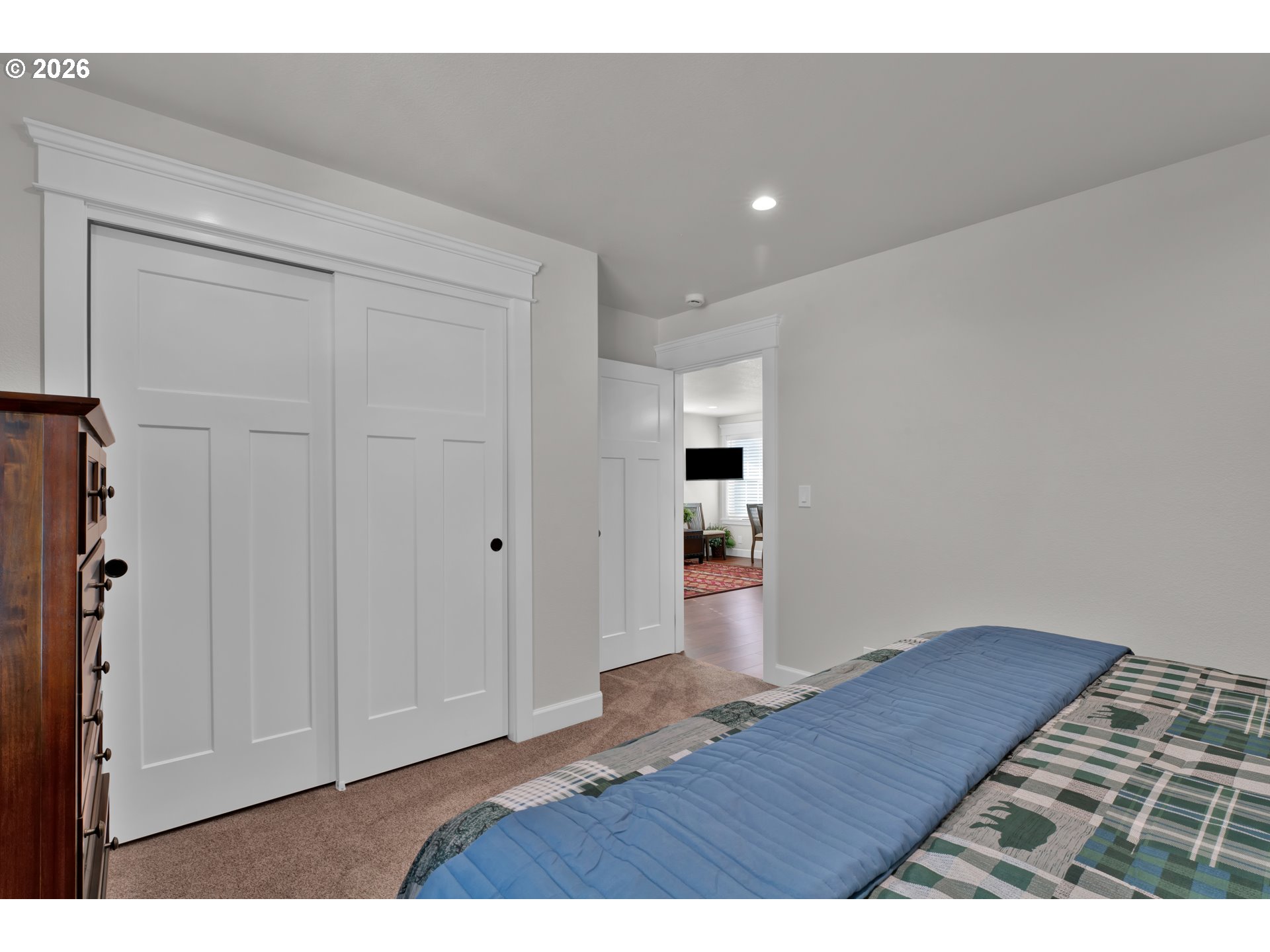 290 Harbor St Property Photo 40