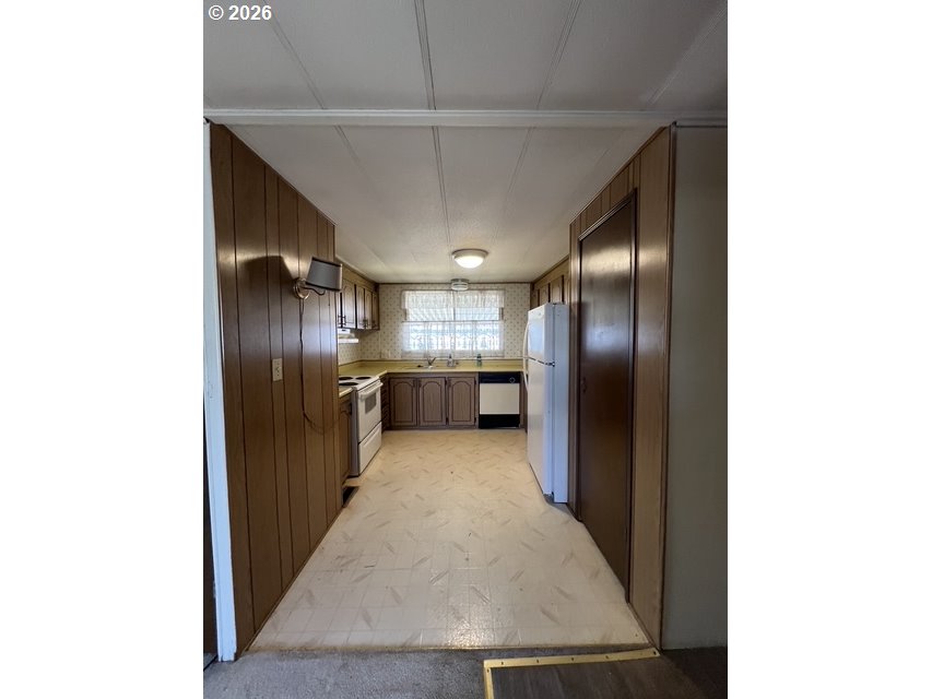 3572 Turner Rd Se Property Photo 2