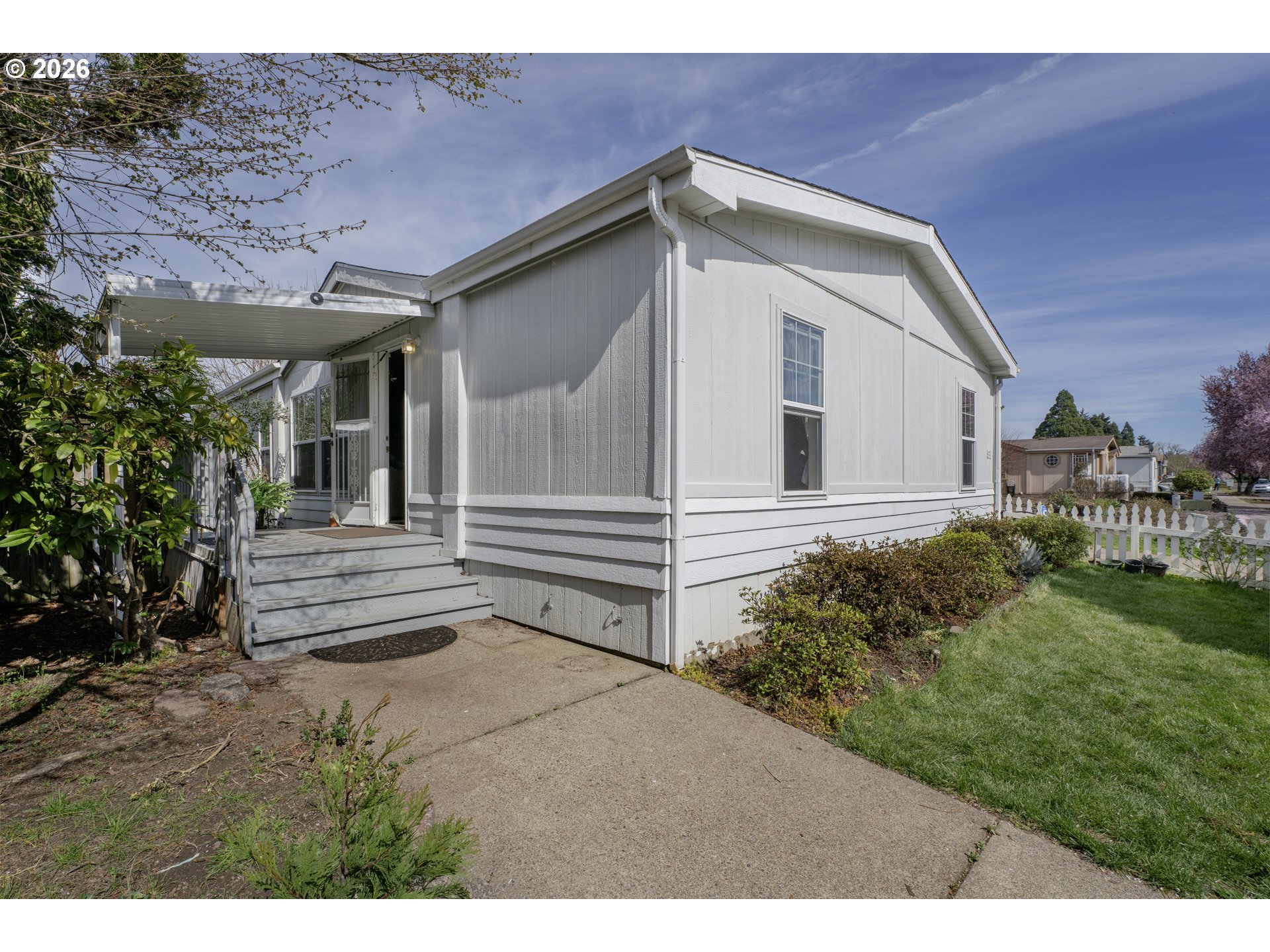 538 Lochaven Ave Property Photo 2