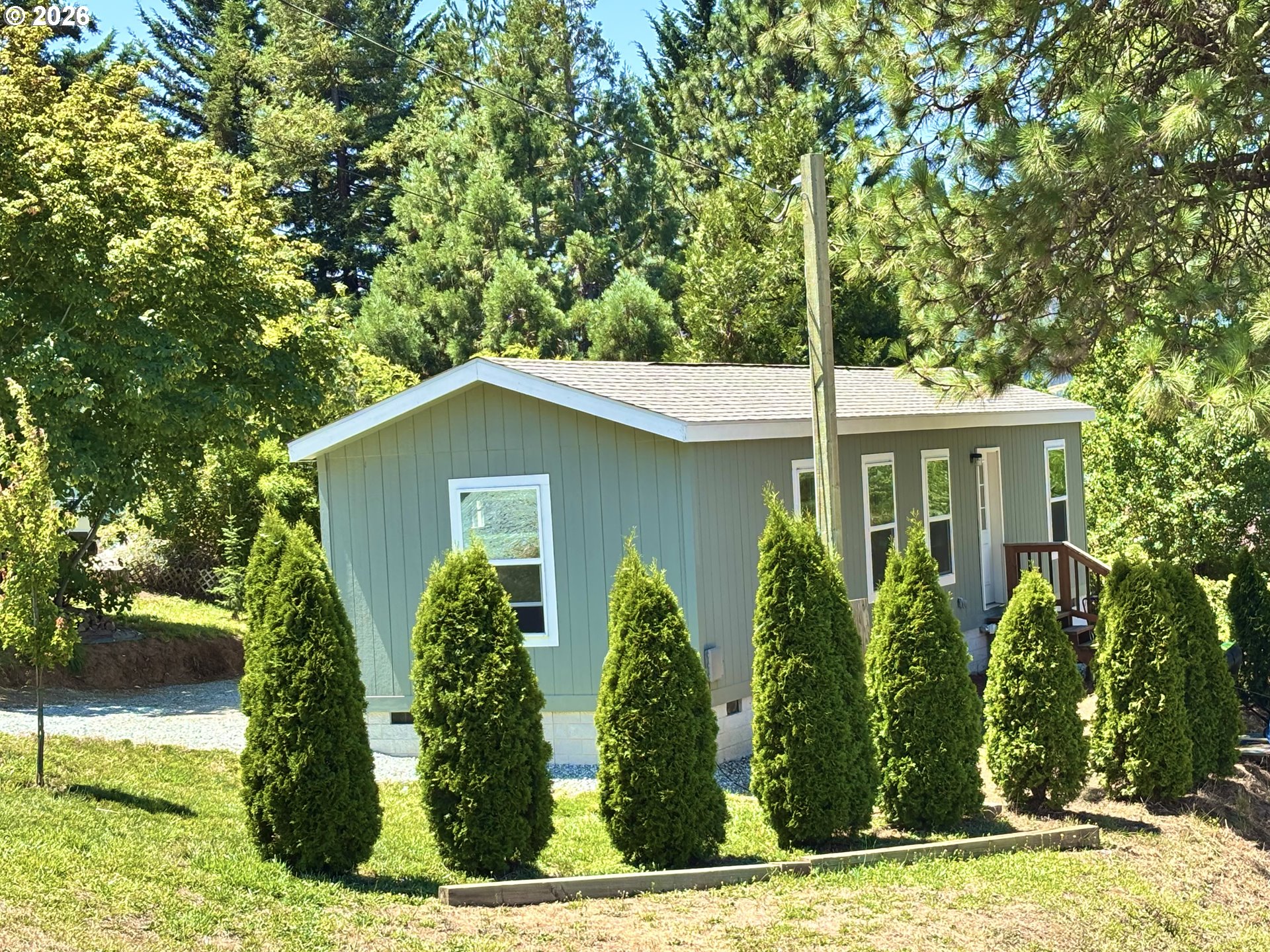 1003 Arburnia St Property Photo 1