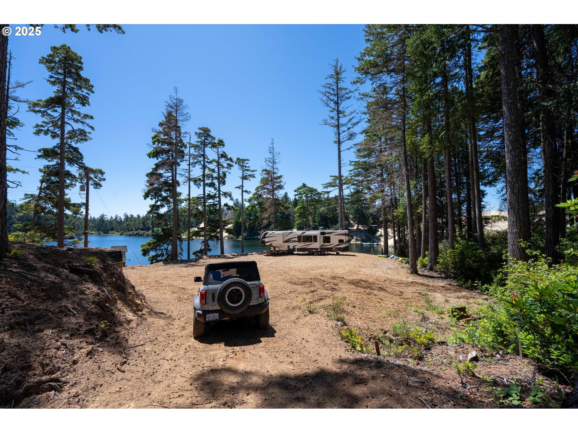 70298 Highway 101 Property Photo 5