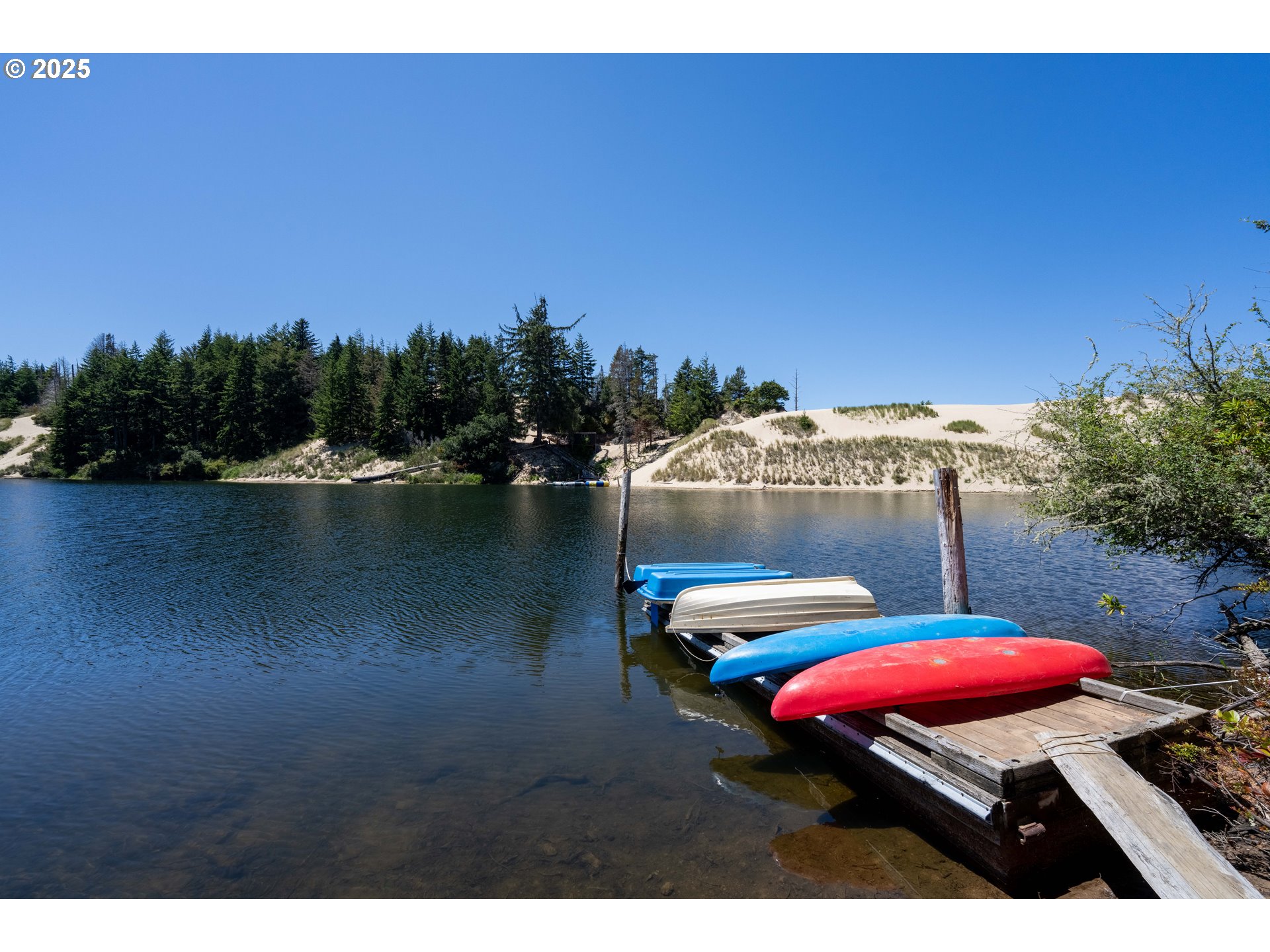 70298 Highway 101 Property Photo 9