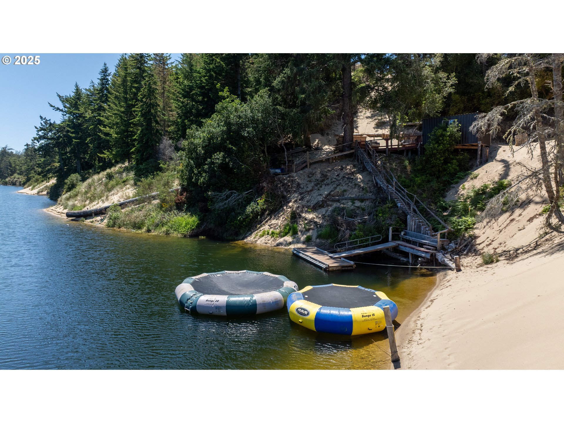 70298 Highway 101 Property Photo 18