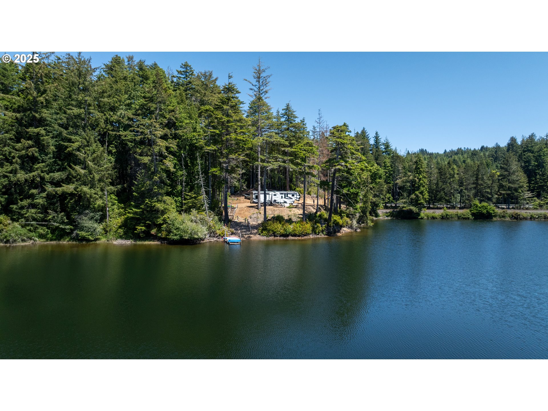 70298 Highway 101 Property Photo 19