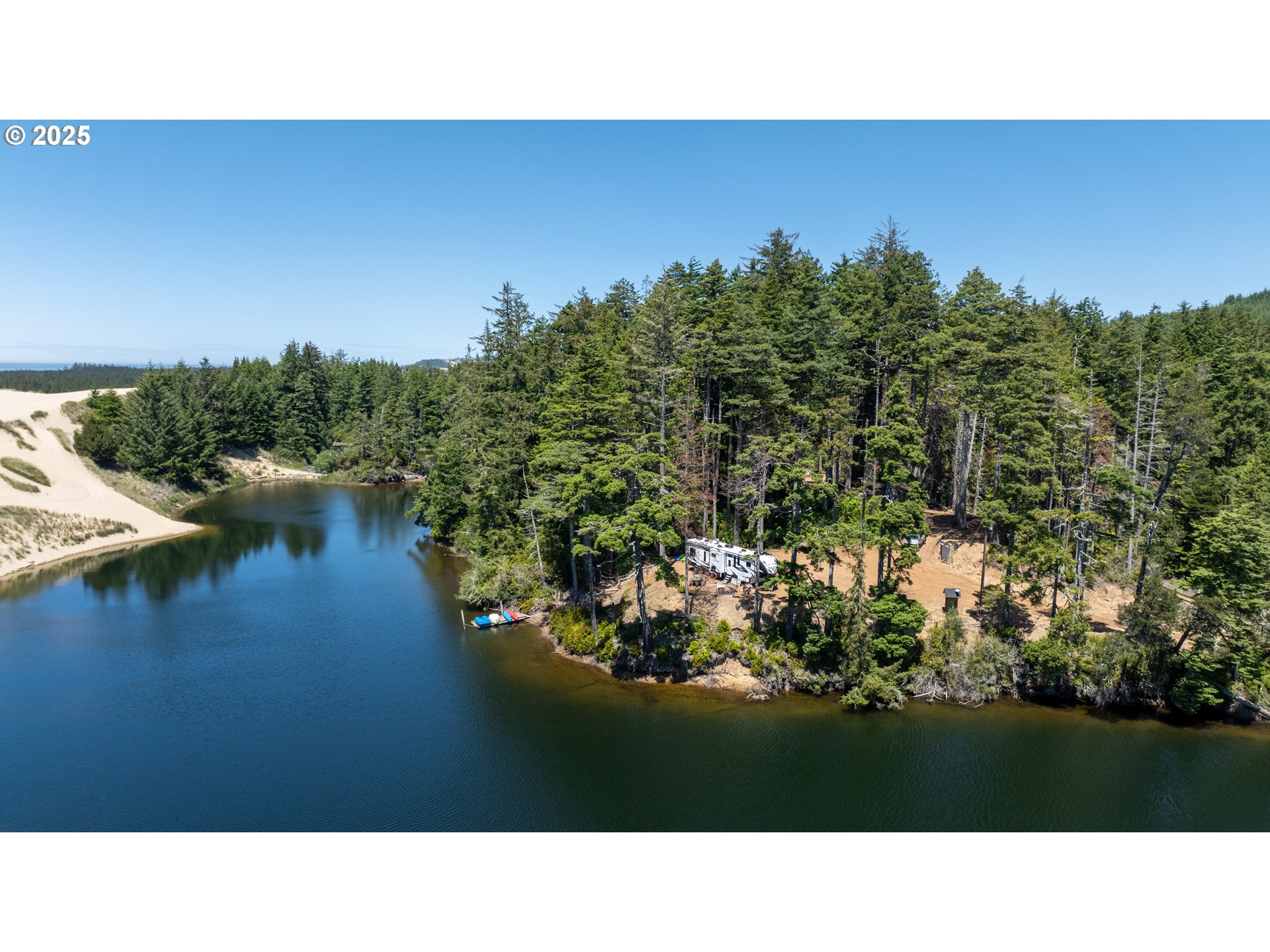 70298 Highway 101 Property Photo 20