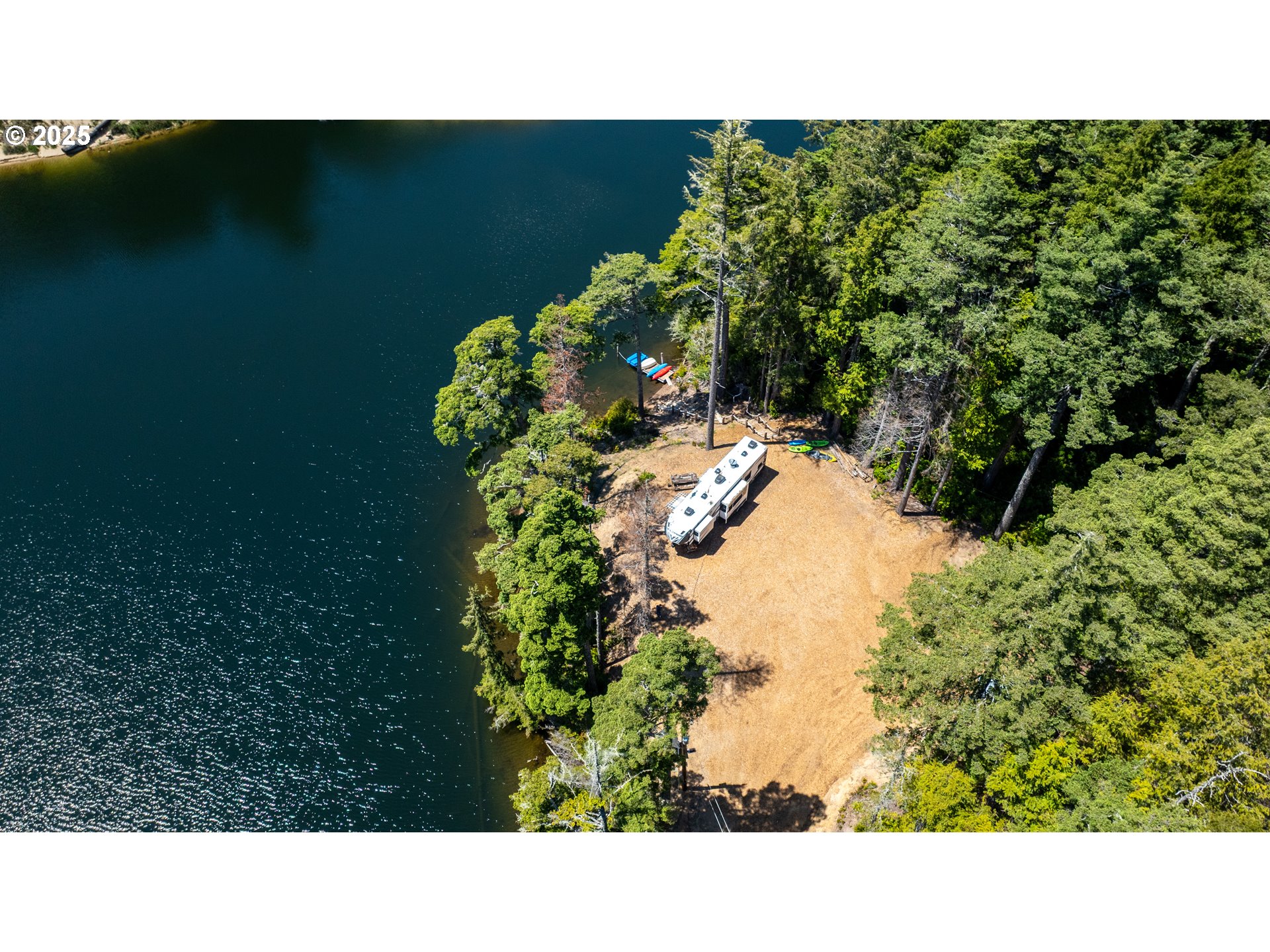 70298 Highway 101 Property Photo 21