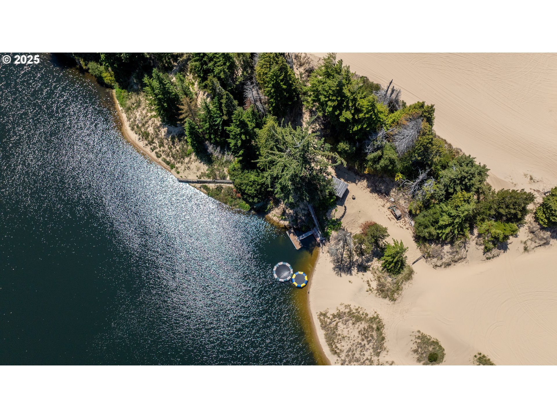 70298 Highway 101 Property Photo 25