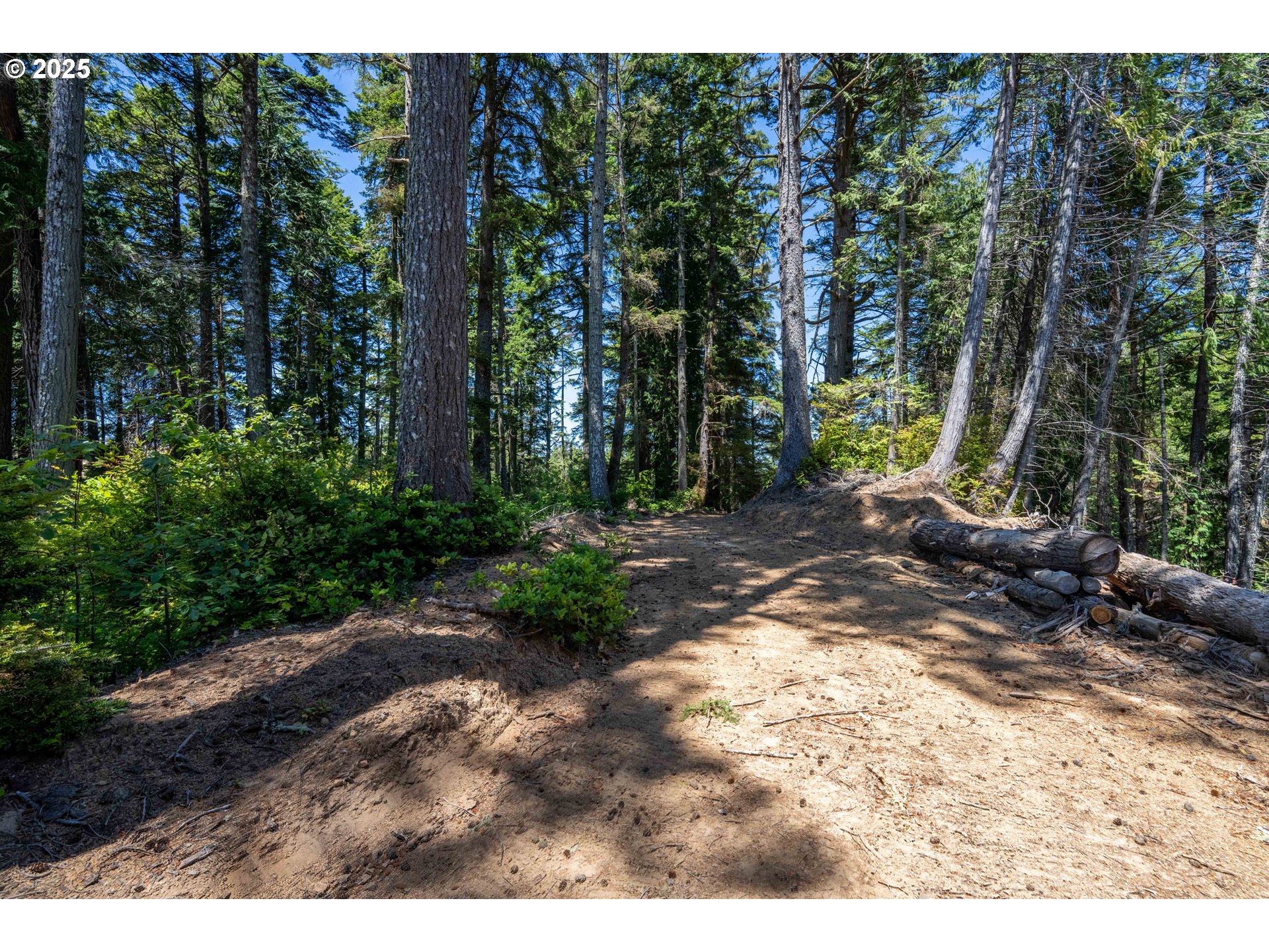 70298 Highway 101 Property Photo 39