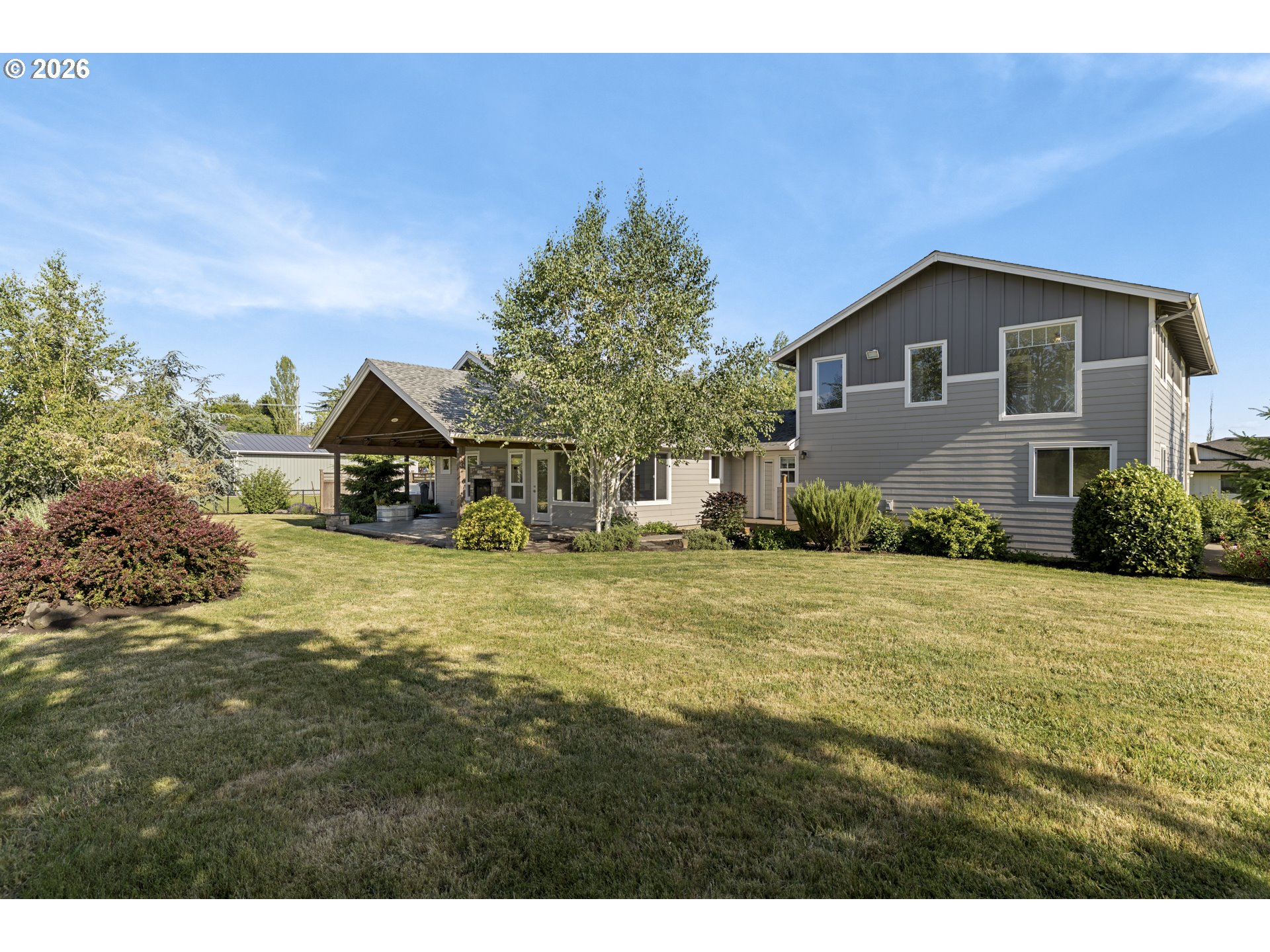 2043 Ne Chehalem Dr Property Photo 35