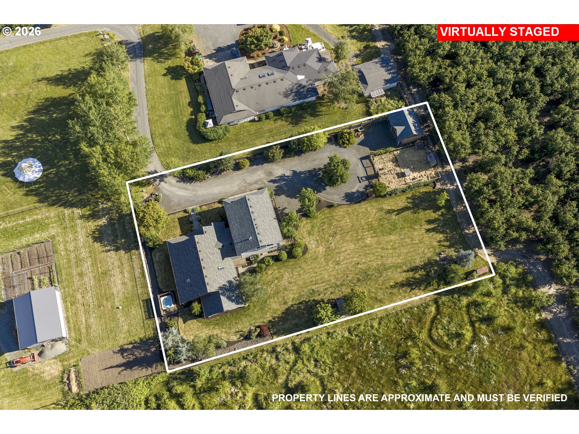 2043 Ne Chehalem Dr Property Photo 48