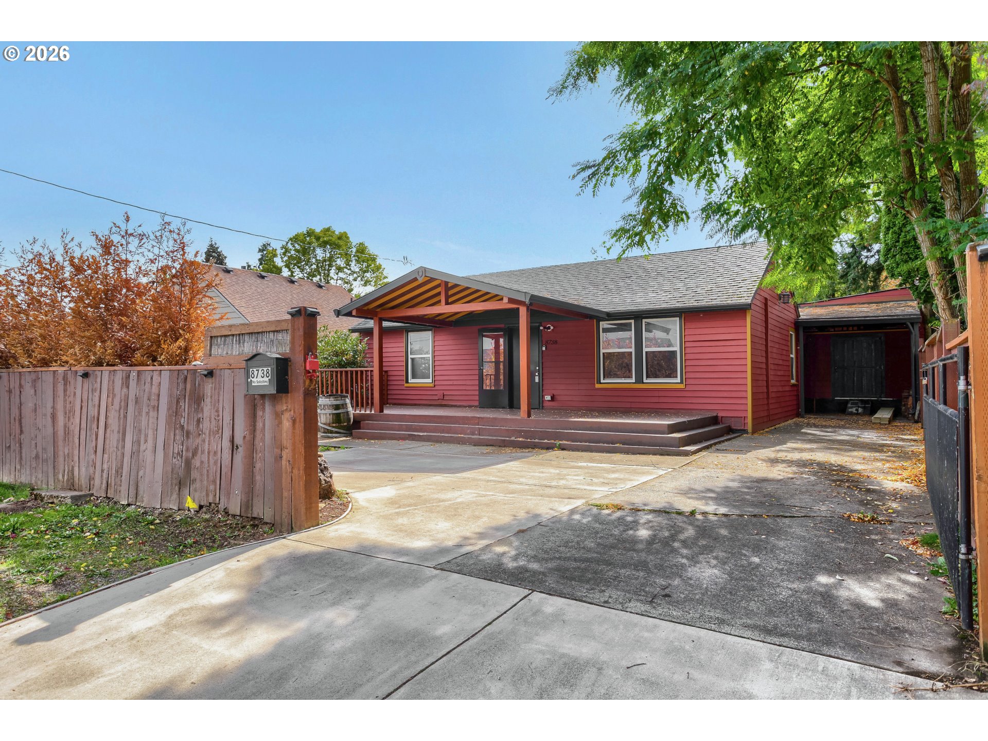 8738 Ne Humboldt St Property Photo 3