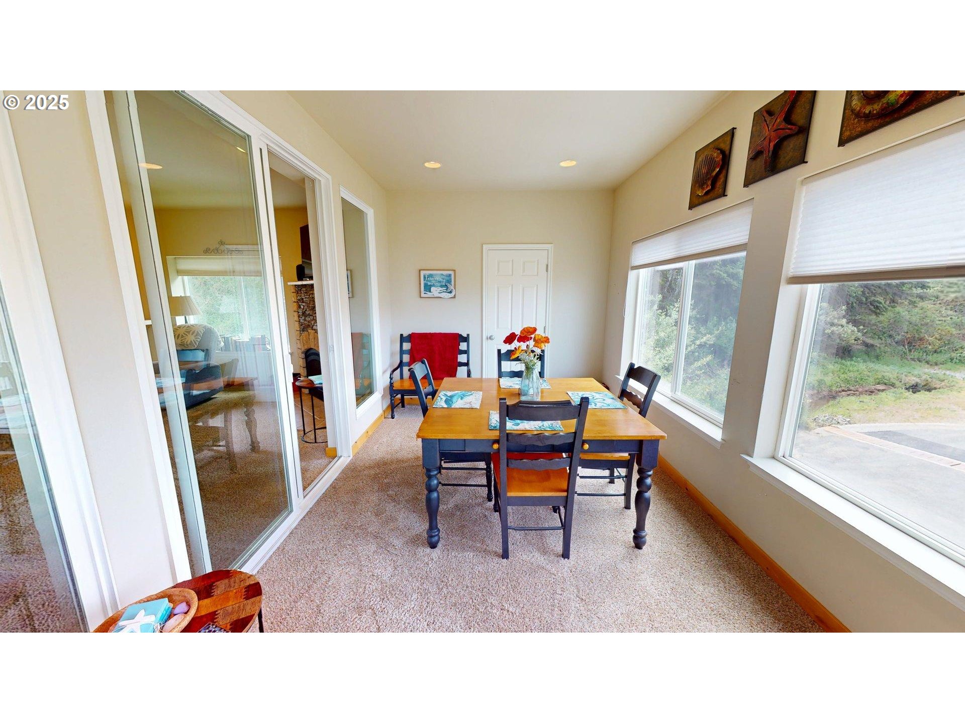 29049 Vizcaino Ct Property Photo 8