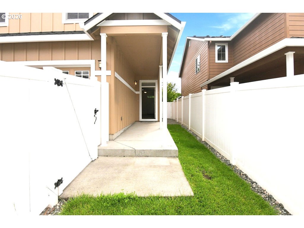 1210 Se 7th St Property Photo 37