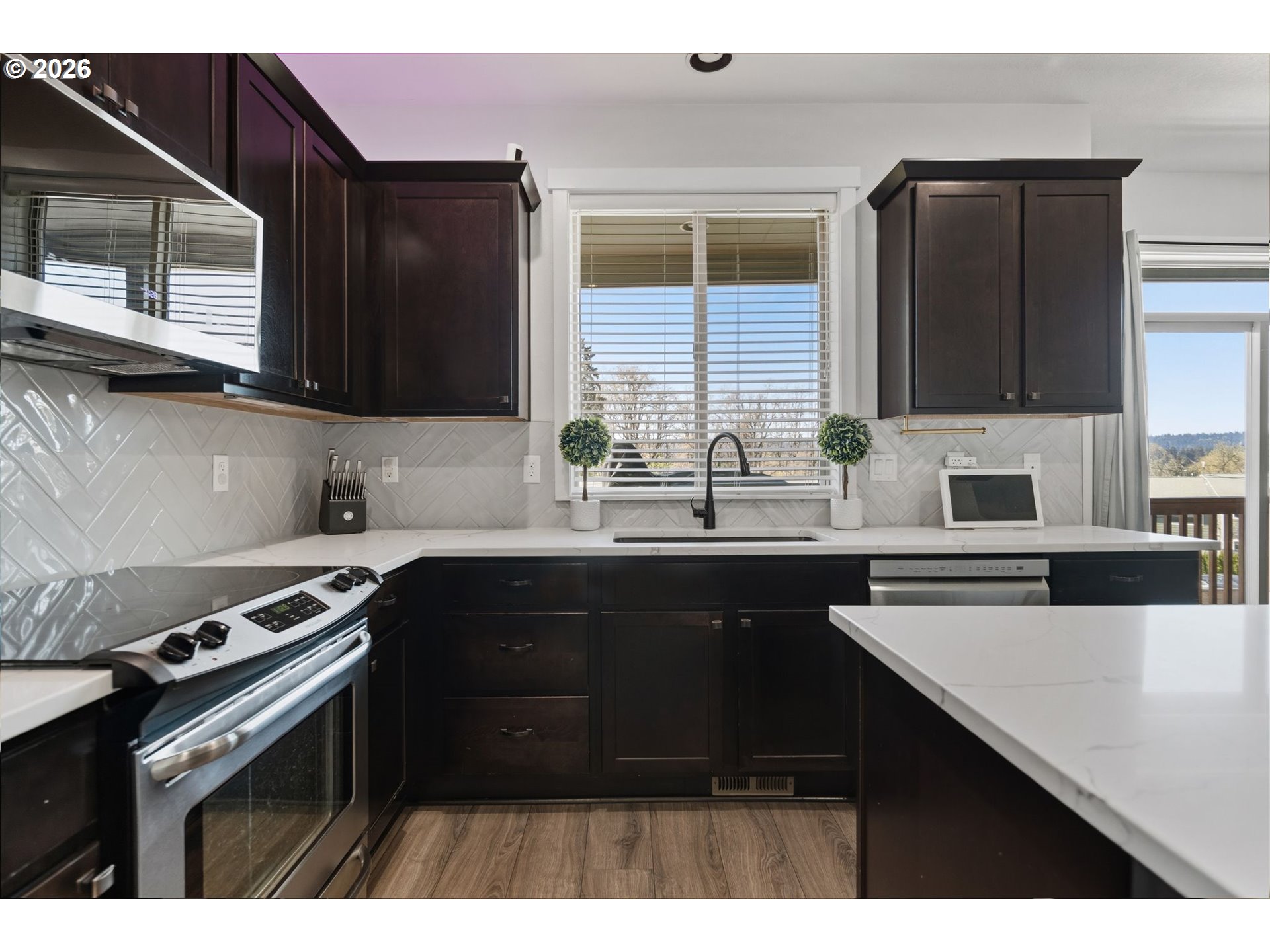 6635 Larissa Ln Property Photo 18